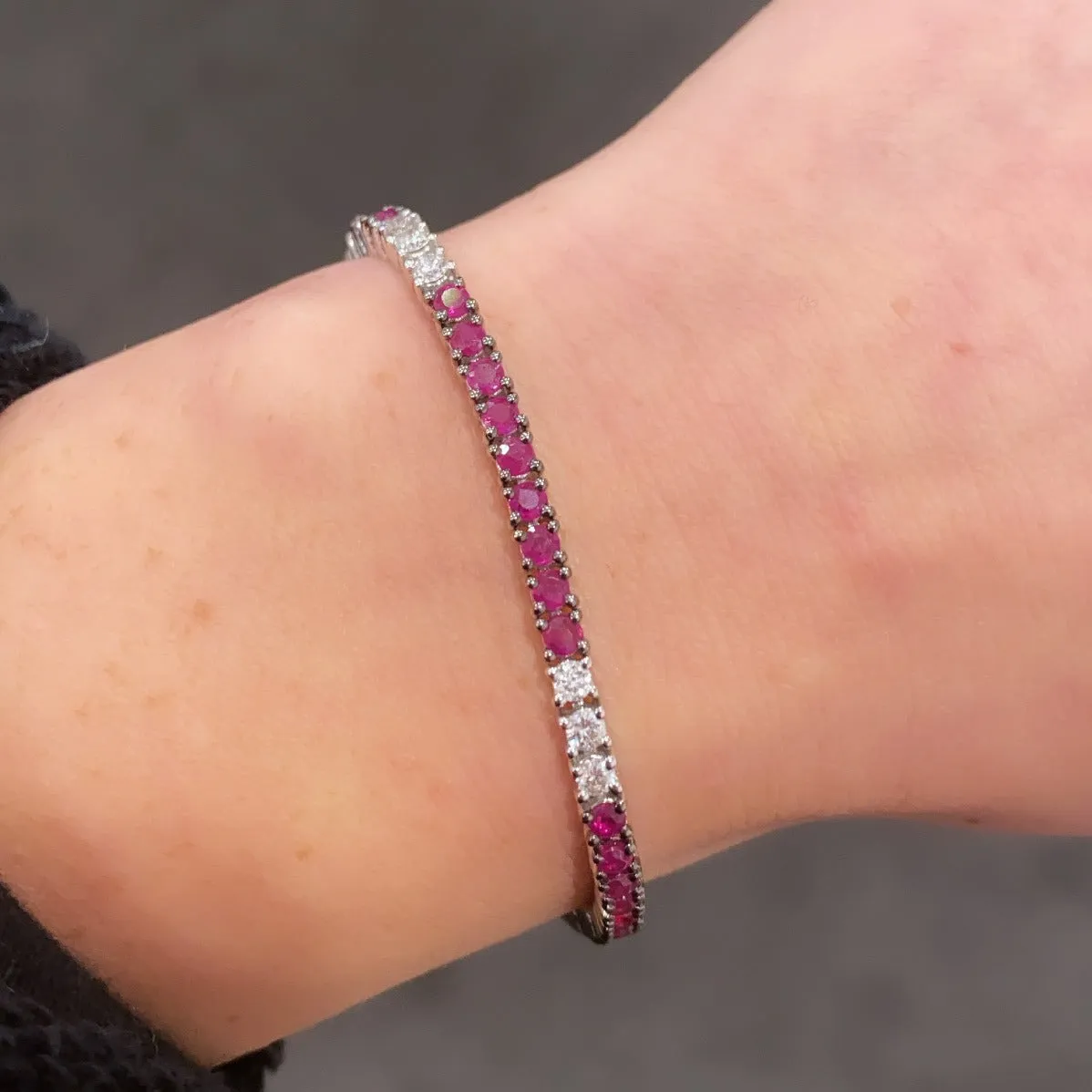 14K GOLD DIAMOND RUBY KELLY TENNIS BRACELET