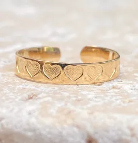 14KT Yellow Gold Embossed Hearts Design Toe Ring