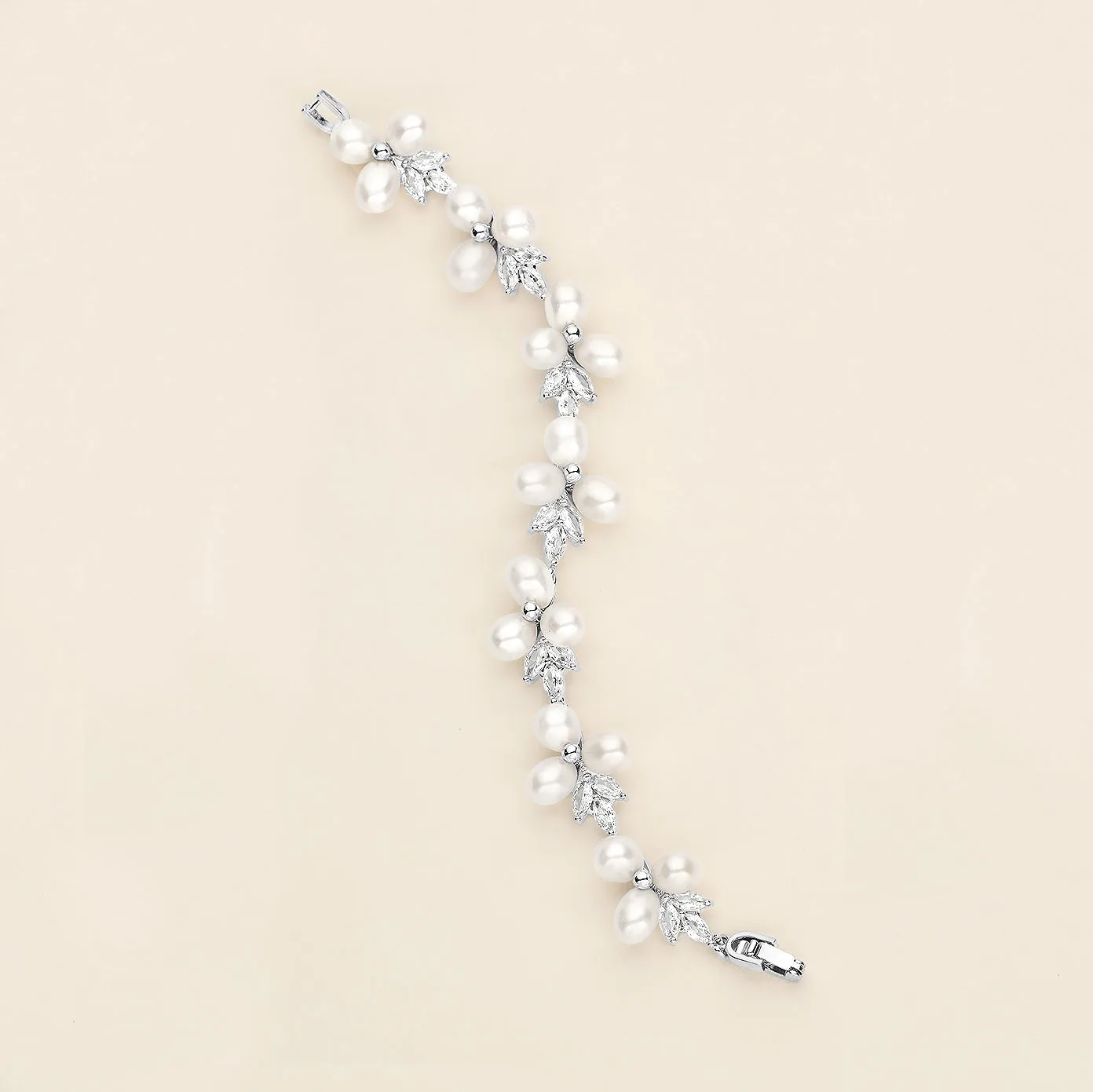 Abby Pearl Necklace Set