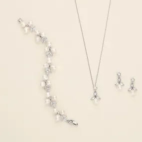 Abby Pearl Necklace Set