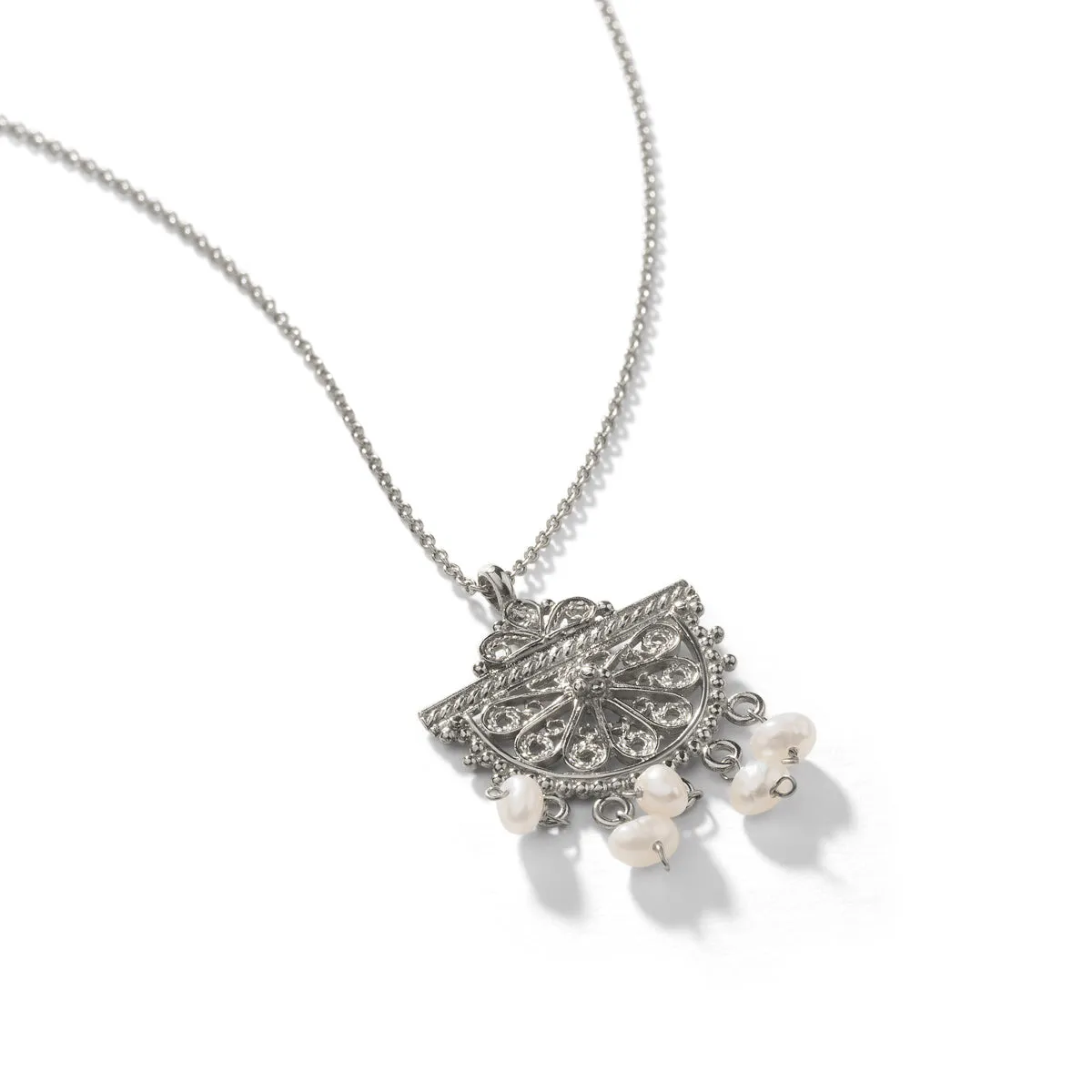 Alia Pearl Chain Necklace