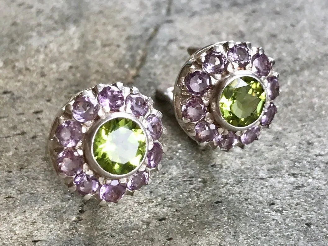 Amethyst Flower Earrings - Vintage Amethyst Earrings - Purple Flower Studs