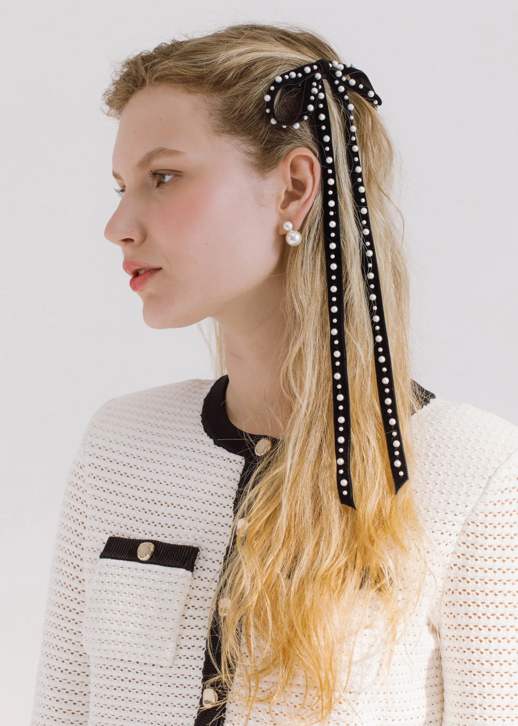 Annalee Bow Barrette -- Black Pearl