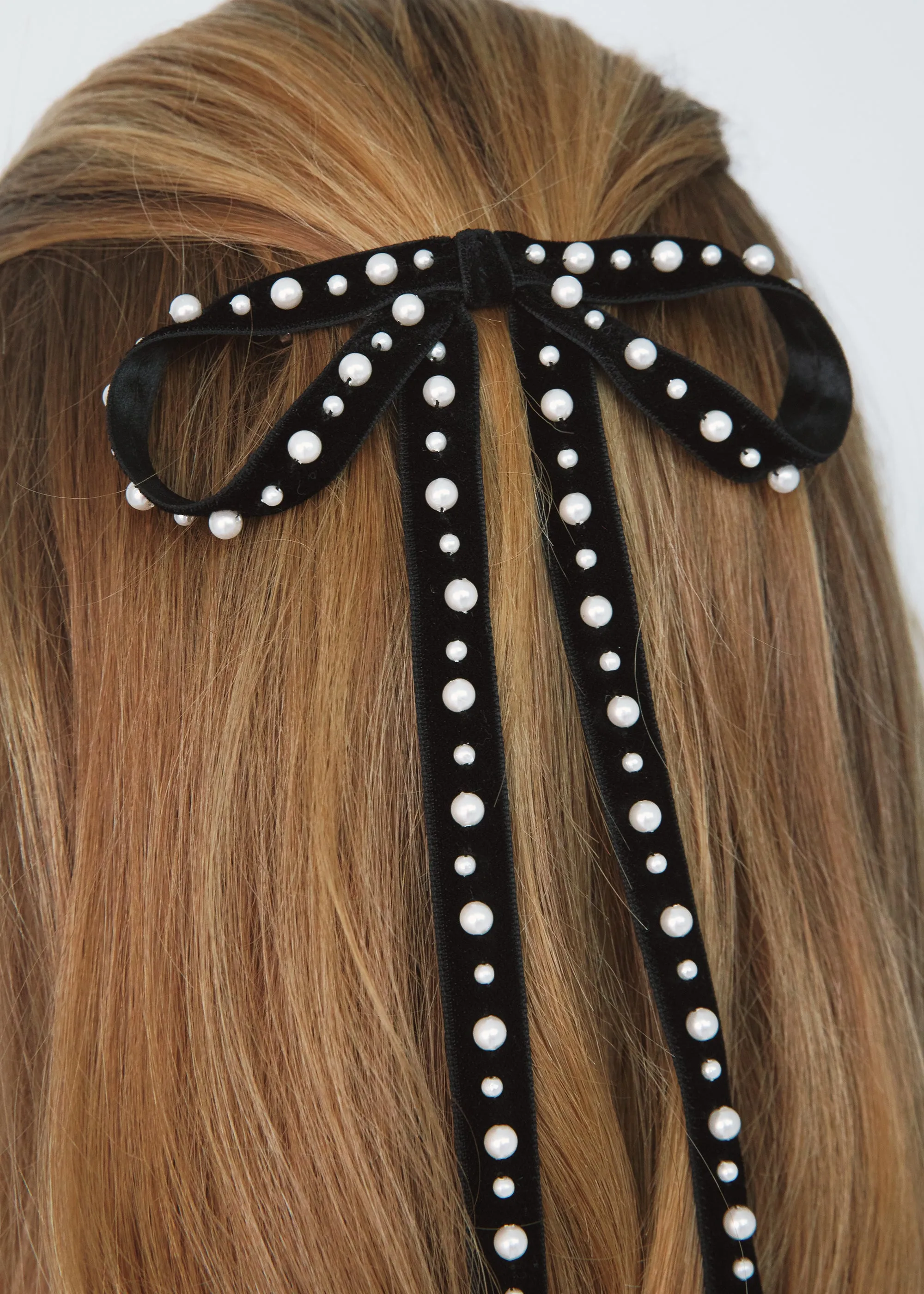 Annalee Bow Barrette -- Black Pearl