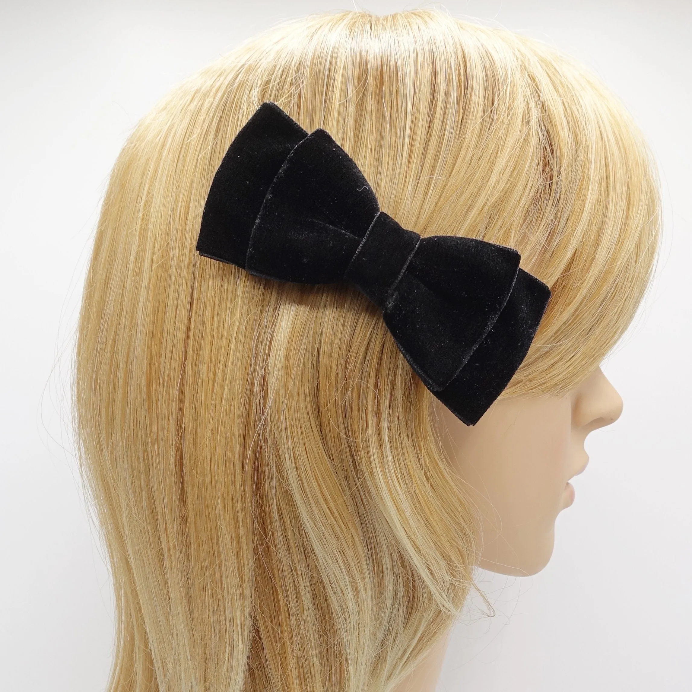 Black velvet hair bow, Naomi hair bow, practical hair bow, must-have hair bow for women