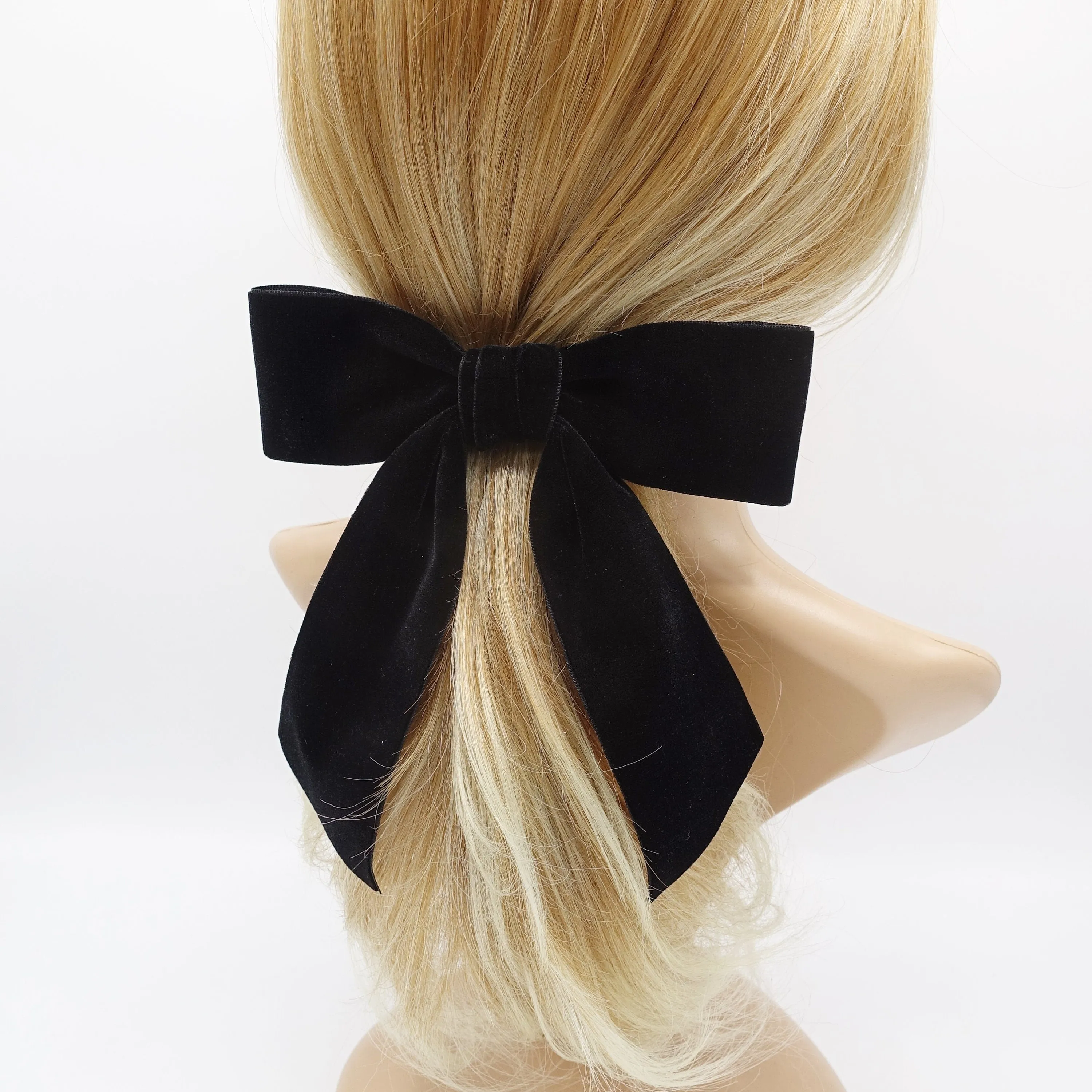 Black velvet hair bow, Naomi hair bow, practical hair bow, must-have hair bow for women