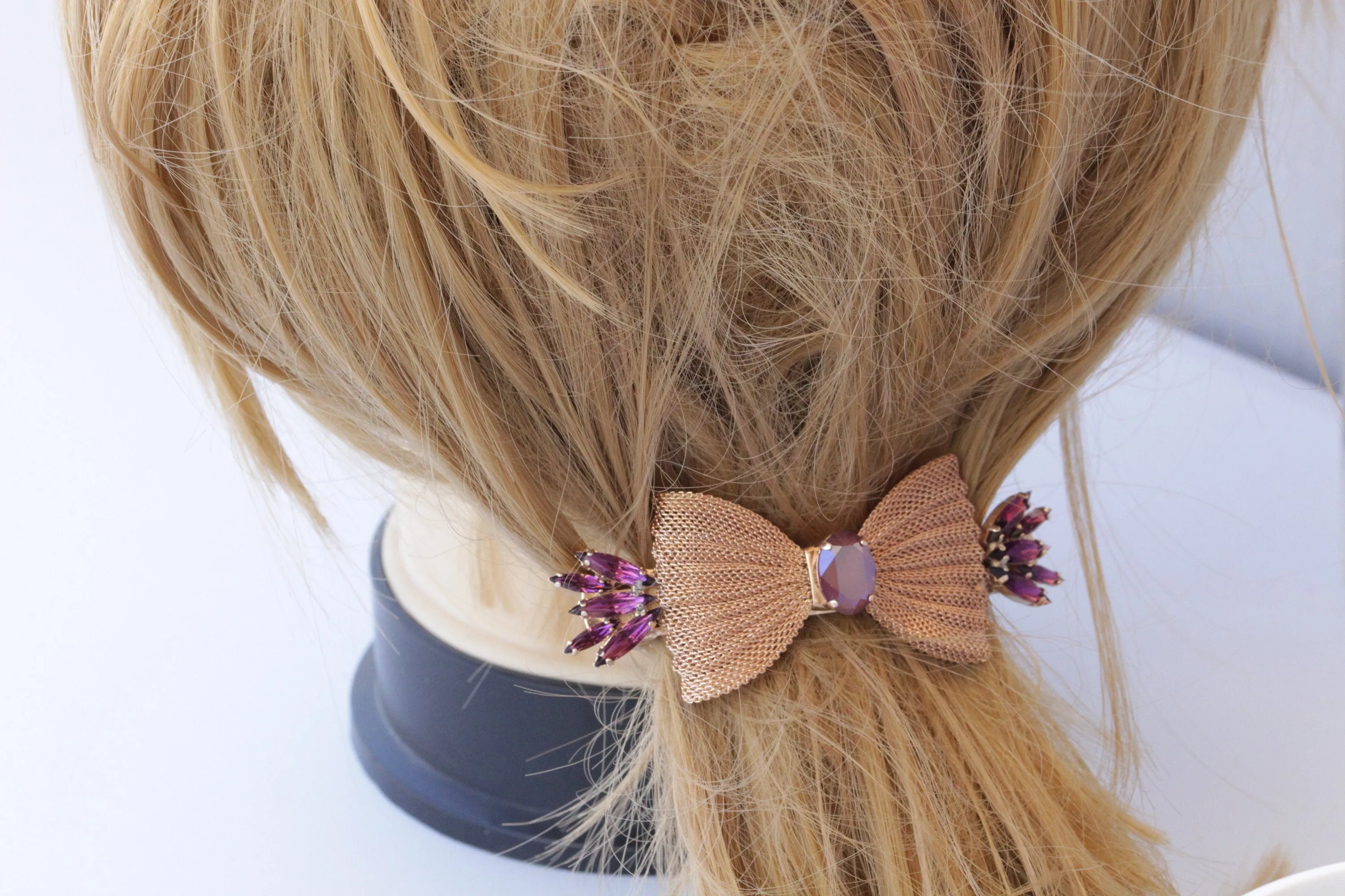 BLUSH BOW BARRETTE