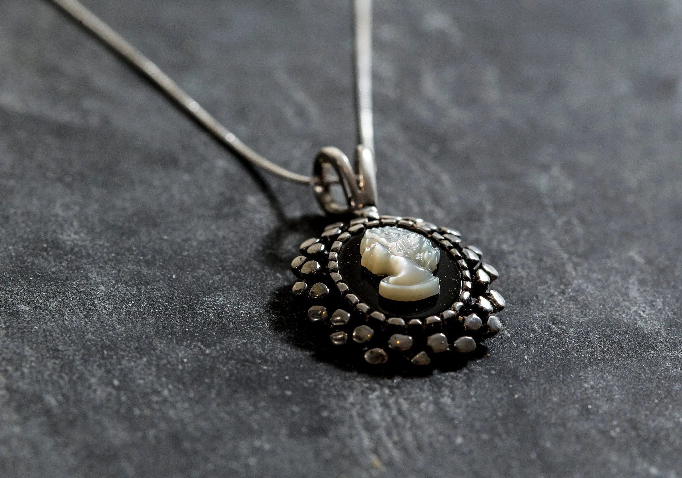 Cameo Pendant - Shell Pearl Necklace - Onyx Lady Necklace