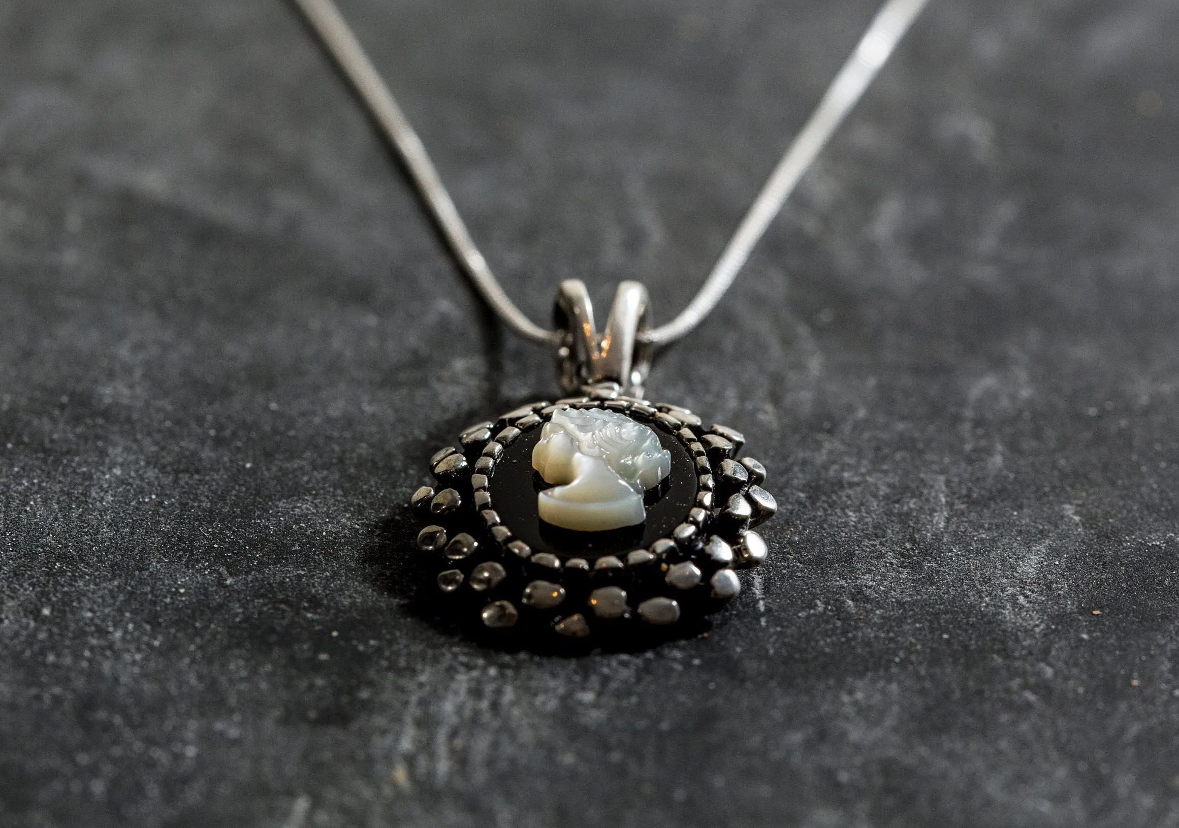 Cameo Pendant - Shell Pearl Necklace - Onyx Lady Necklace
