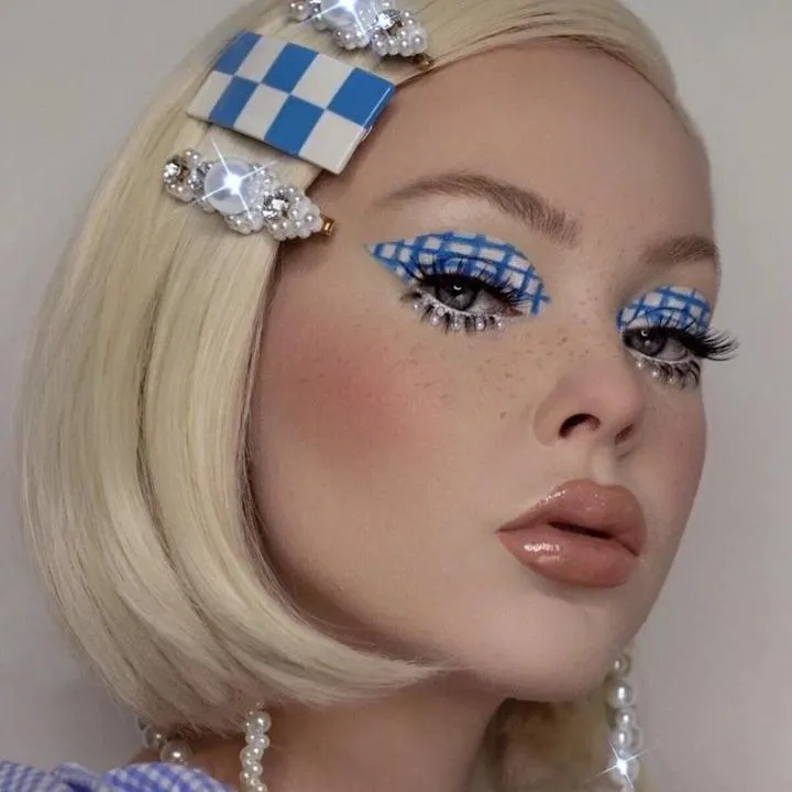Checker clip