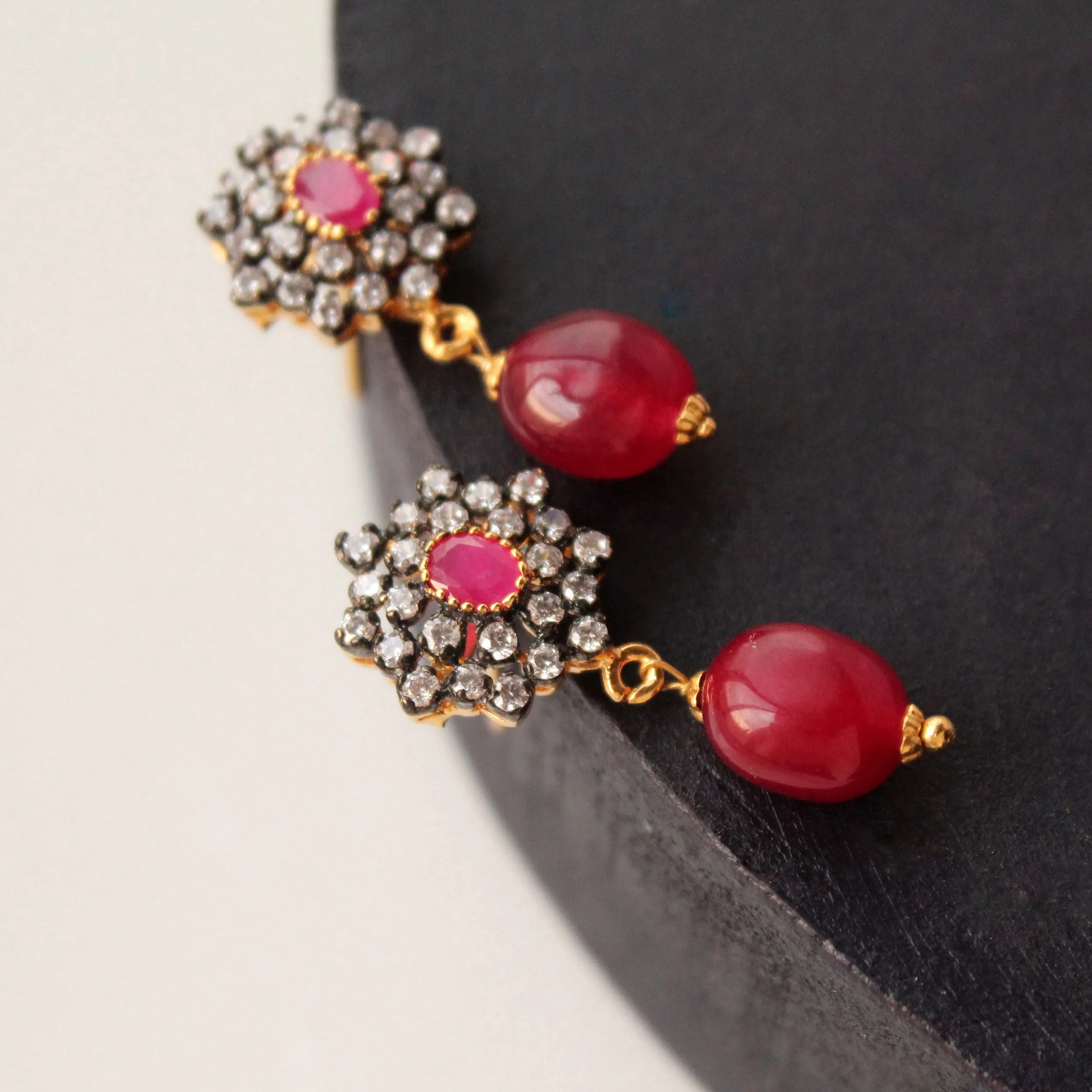 Earrings in Chetum and Zircons