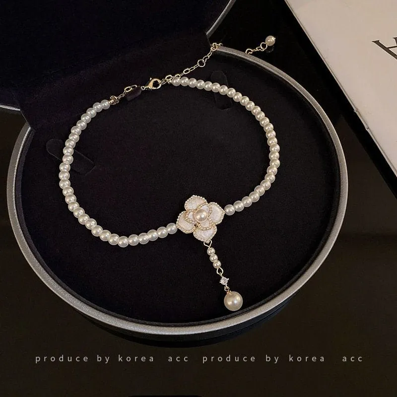 Elegant Camellia Pearl Chain Choker Necklace