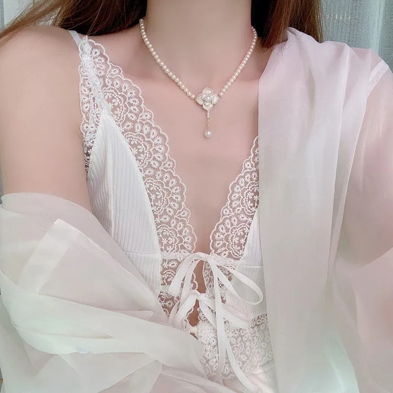 Elegant Camellia Pearl Chain Choker Necklace