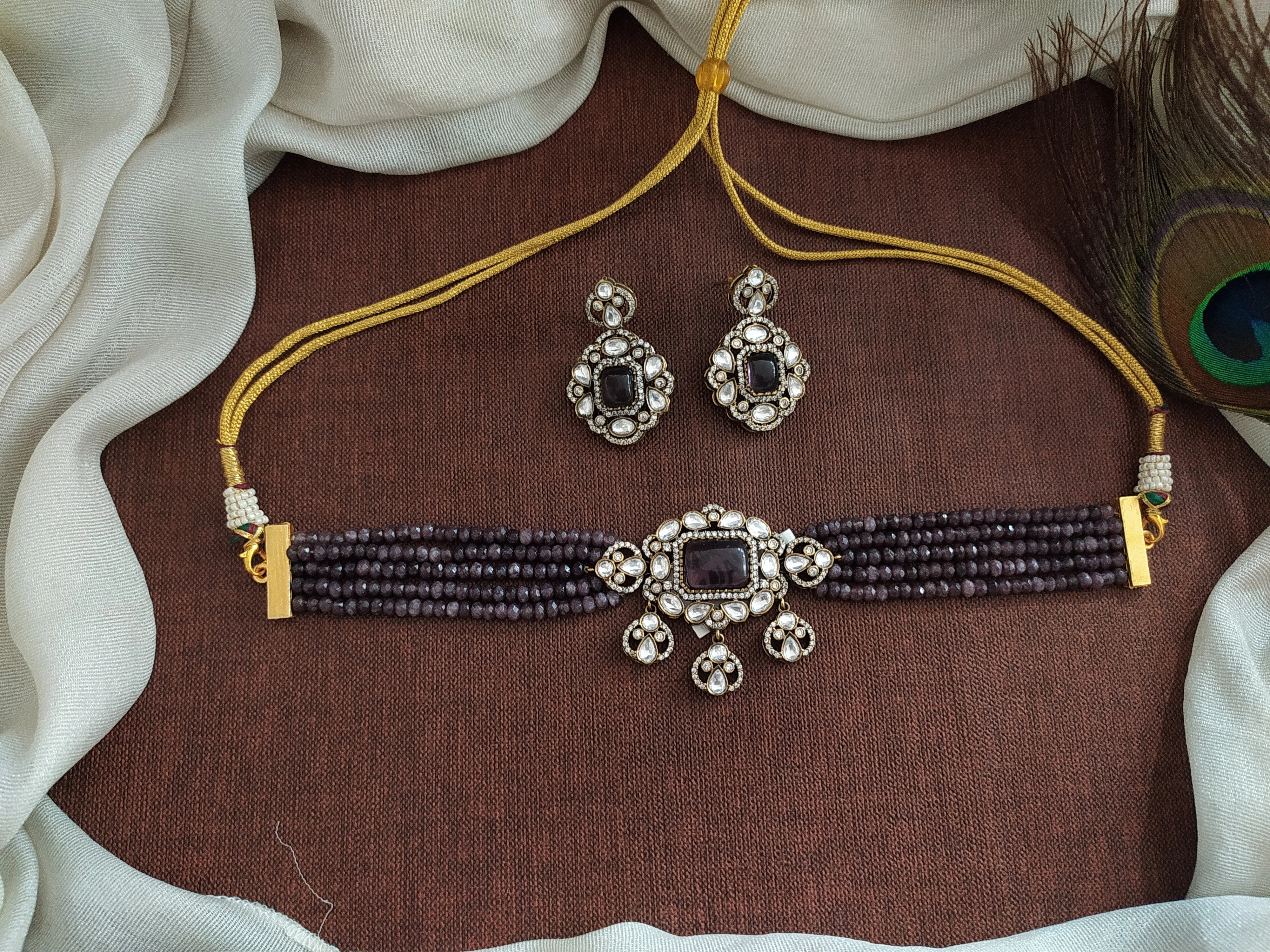 Elegant Onyx Beads Victorian Diamond Choker Sets
