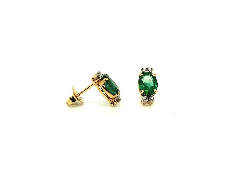 Emerald And Diamond Stud Ad No.0174 (6/8mm)