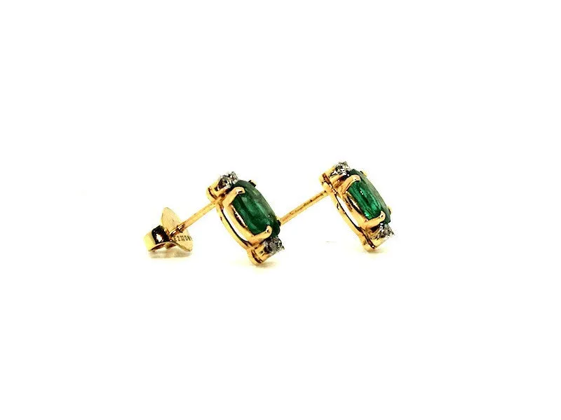 Emerald And Diamond Stud Ad No.0174 (6/8mm)