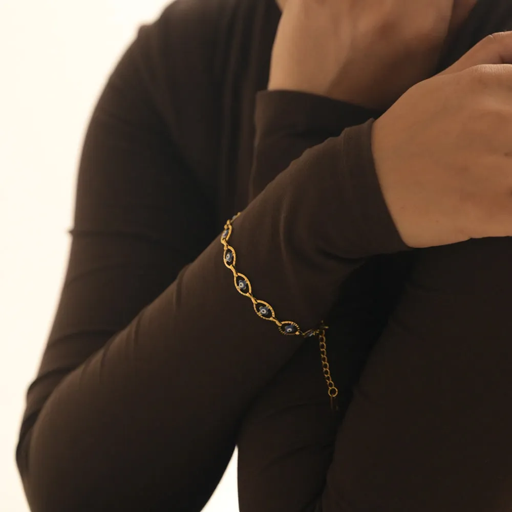 Gleaming Gaze Bracelet