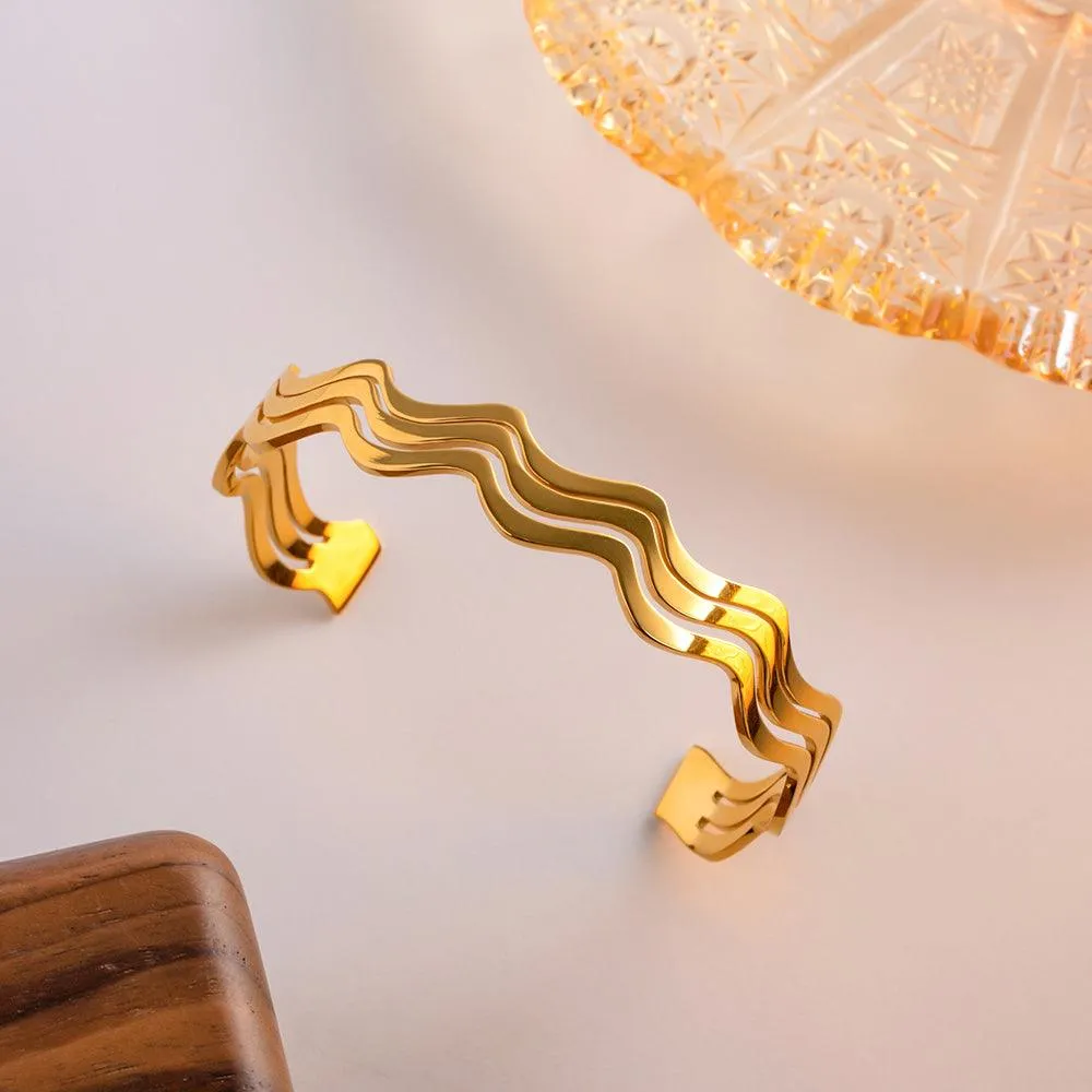 Layered Wavy Kada Bangle