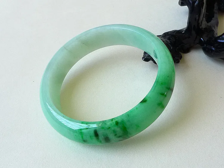 Natural Jade Bangle Jadeite Bangle Internal Diameter 55.3mm BER344