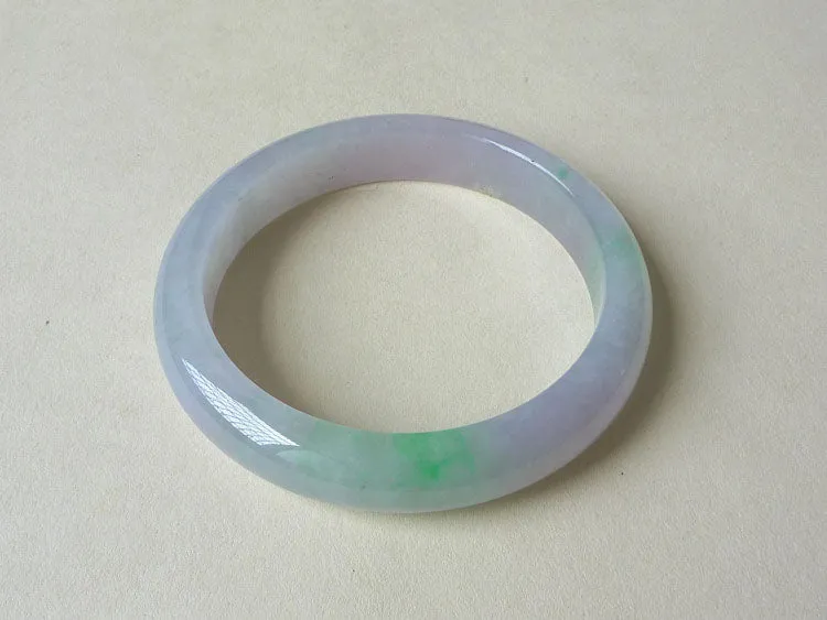 Natural Jade Bangle Jadeite Bangle Internal Diameter 56mm BER209