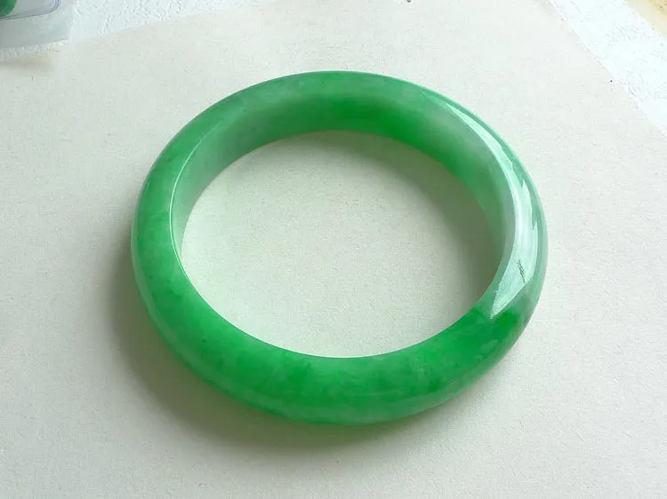 Natural Jade Bangle Jadeite Bangle Internal Diameter 80.5mm BER490
