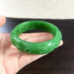 Natural Jade Bangle Nephrite Bangle Internal Diameter 62mm NBE039