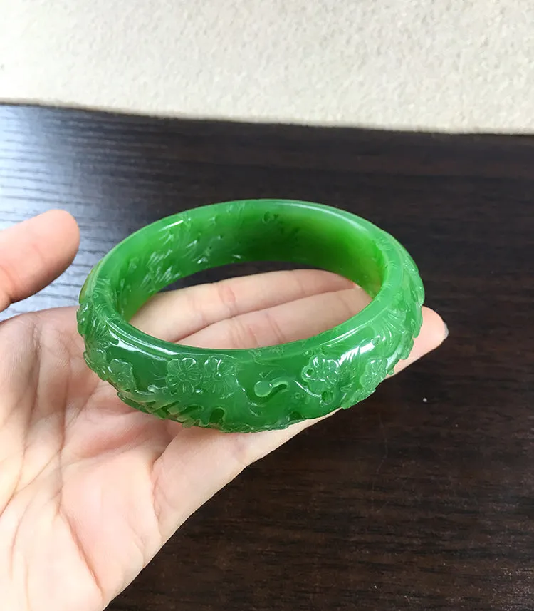 Natural Jade Bangle Nephrite Bangle Internal Diameter 62mm NBE039
