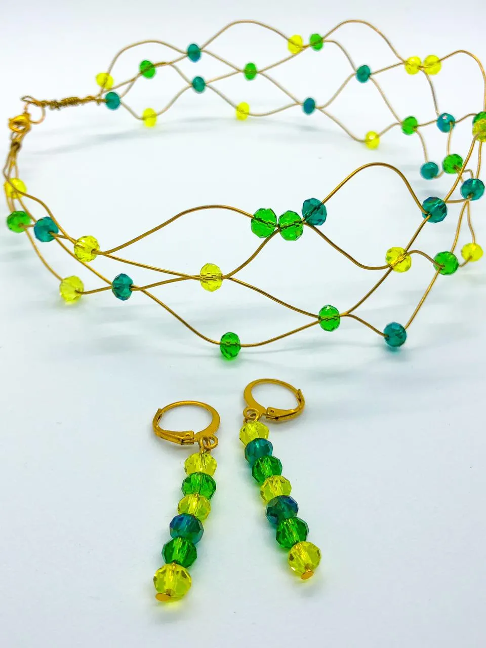 Neck cuff crystal beads set