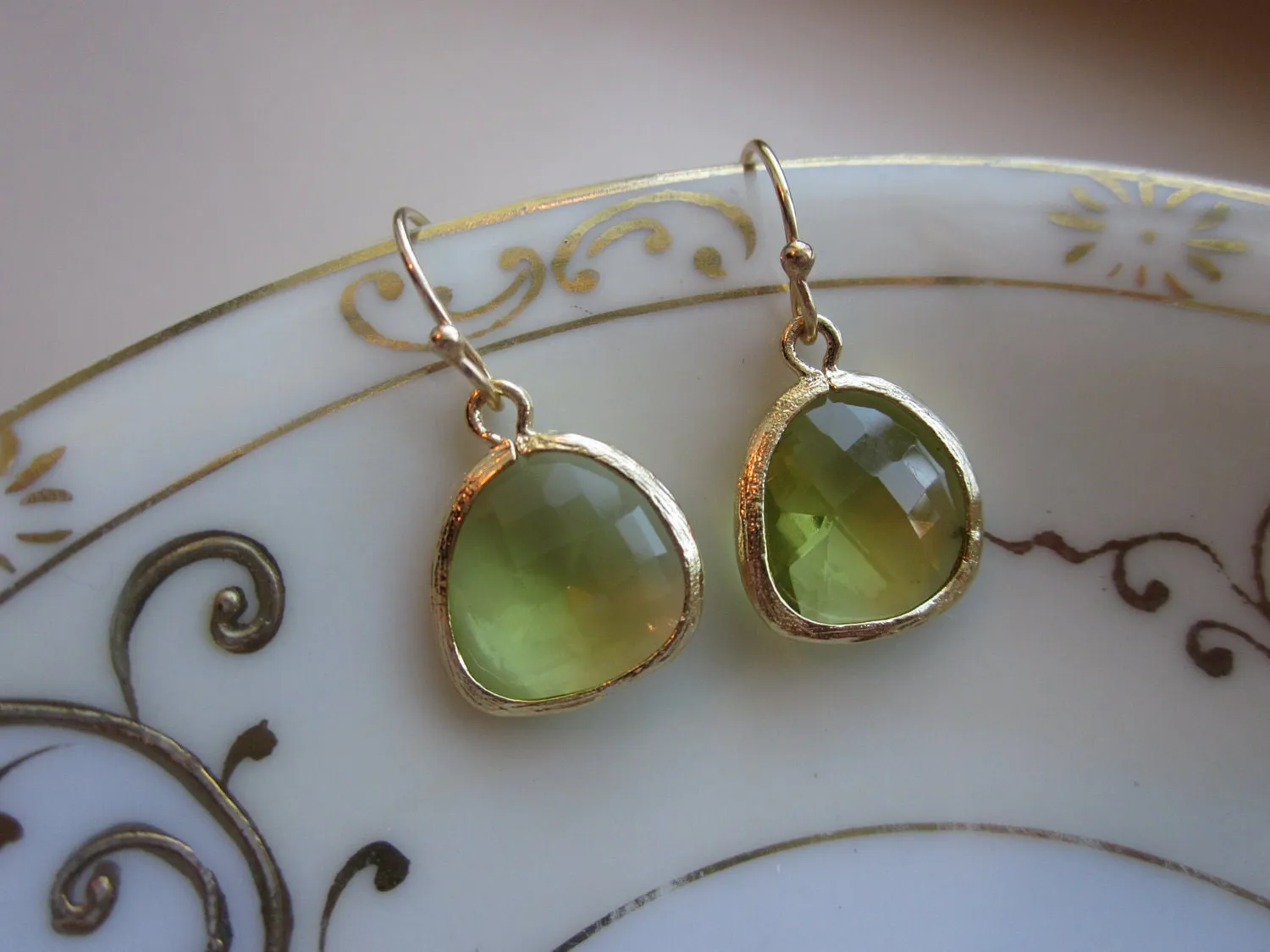 Peridot Earrings Apple Green - 16k Gold Plated Glass Earrings - Bridesmaid Earrings - Wedding Earrings - Valentines Day Gift