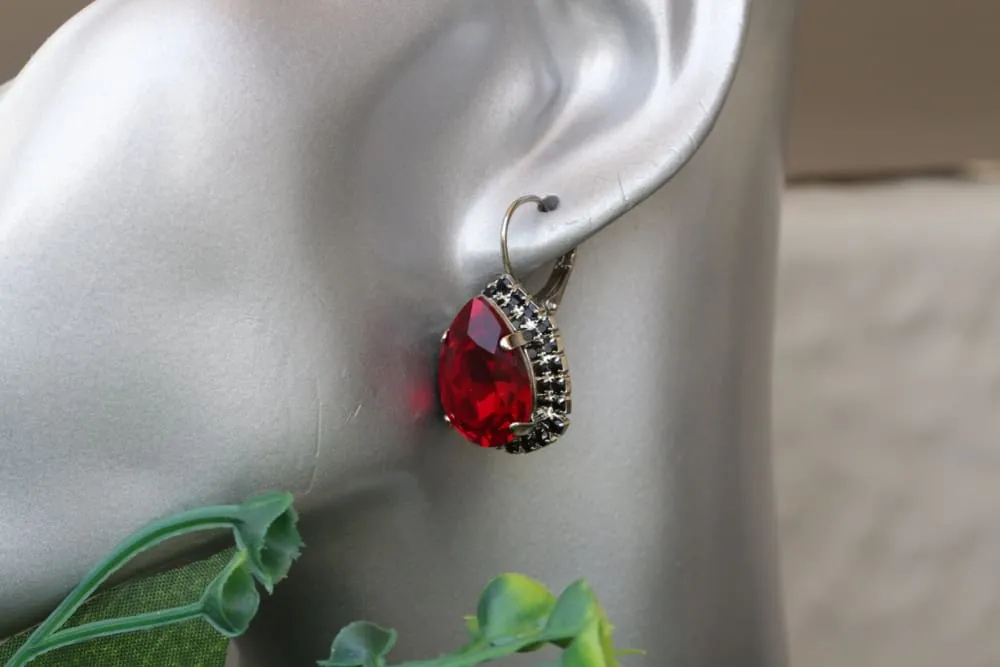 RED BLACK EARRINGS