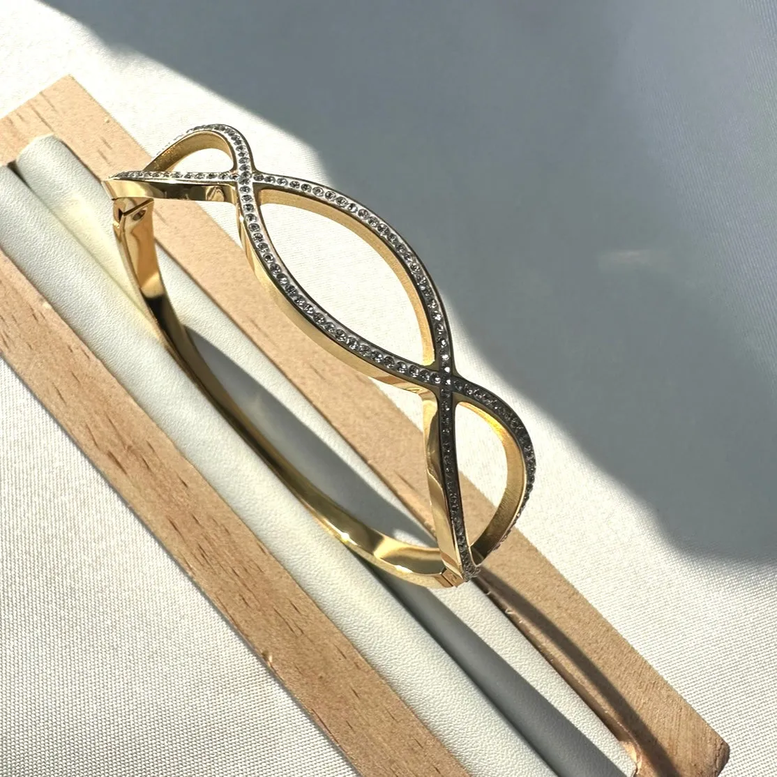 Rose - Gold Bangle