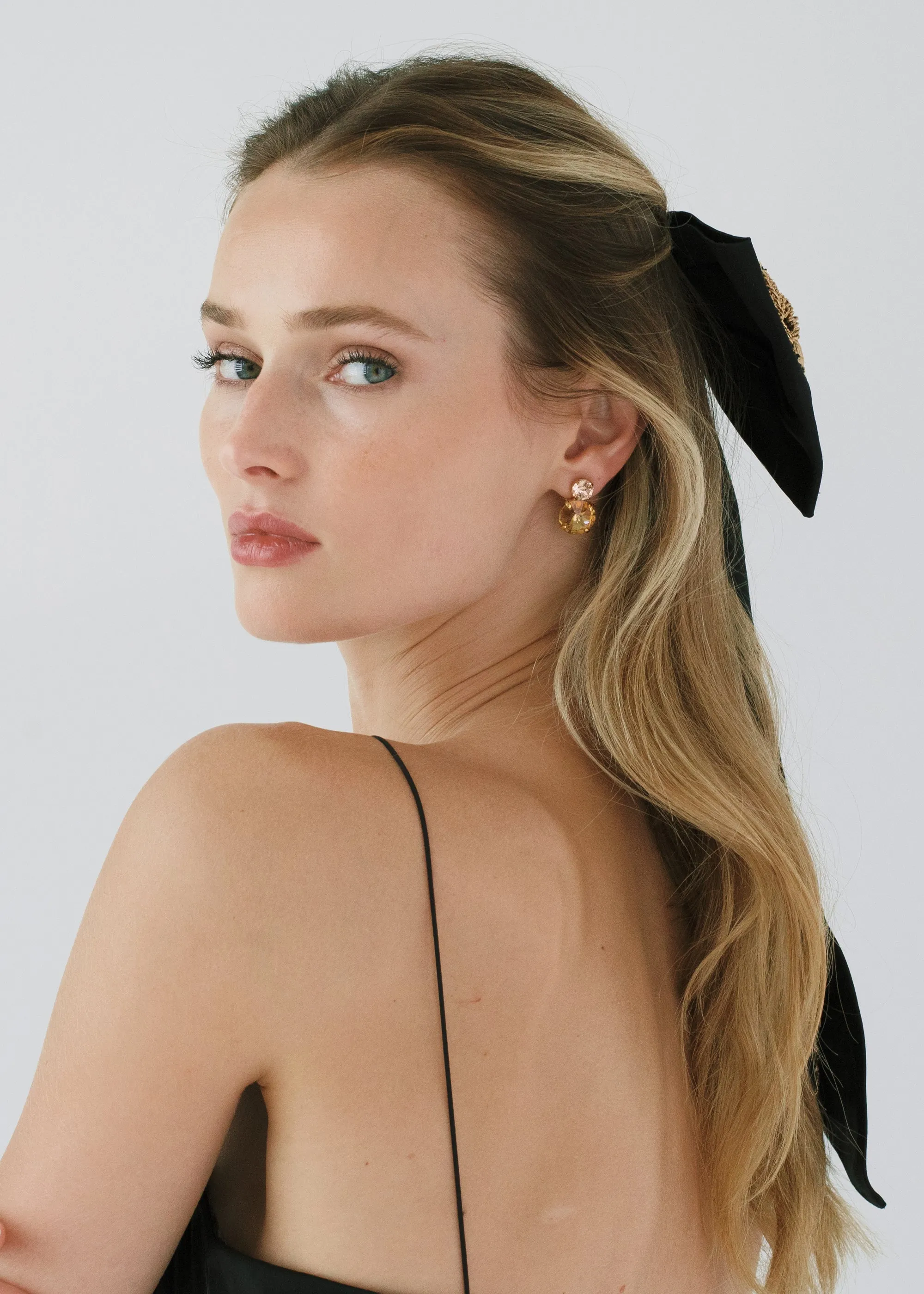 Safina Leander Bow Barrette -- Gold