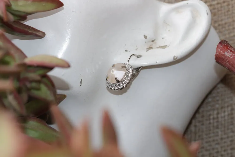 SILVER CREAM EARRINGS