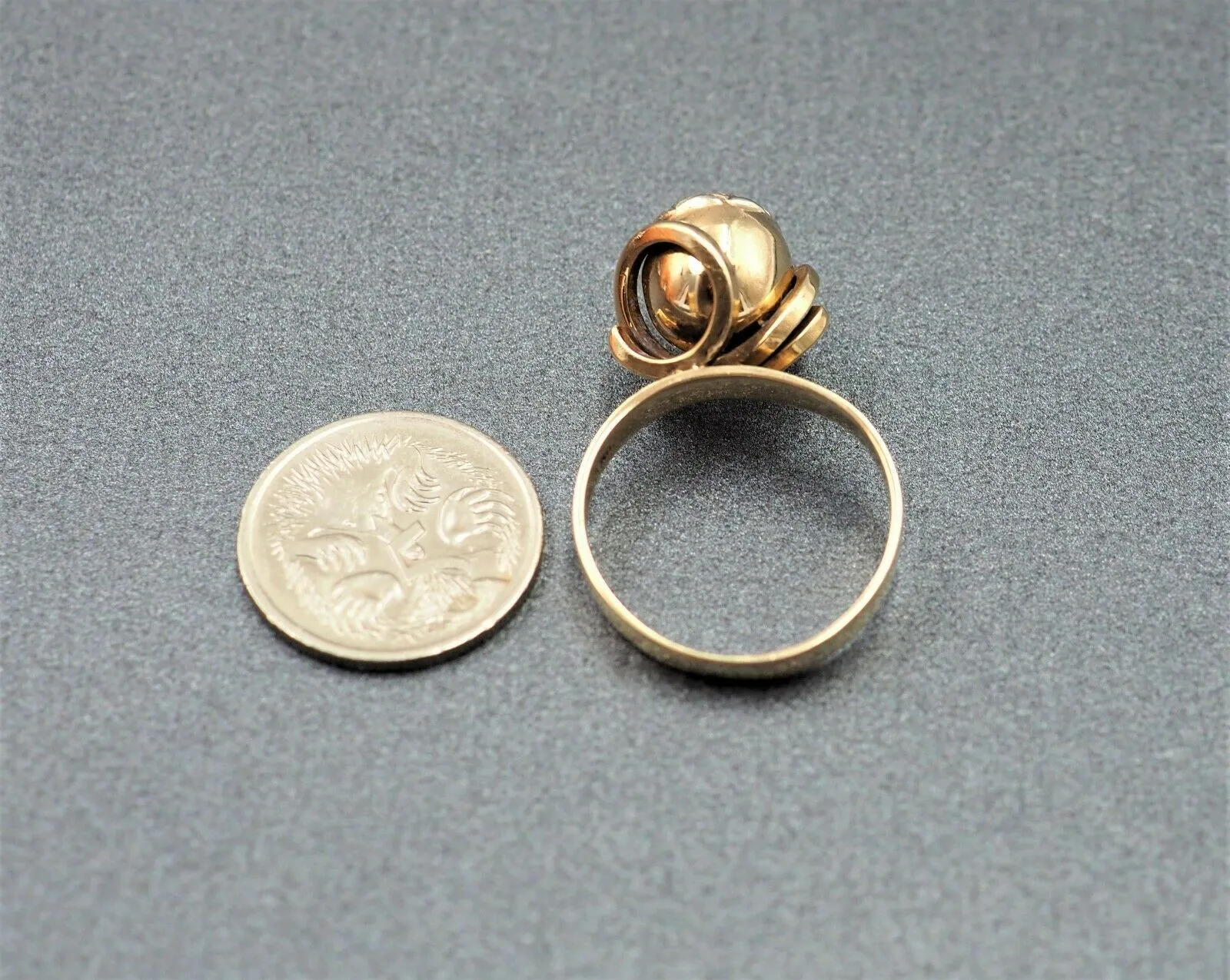 Spinel 9ct Yellow & White Gold Ring