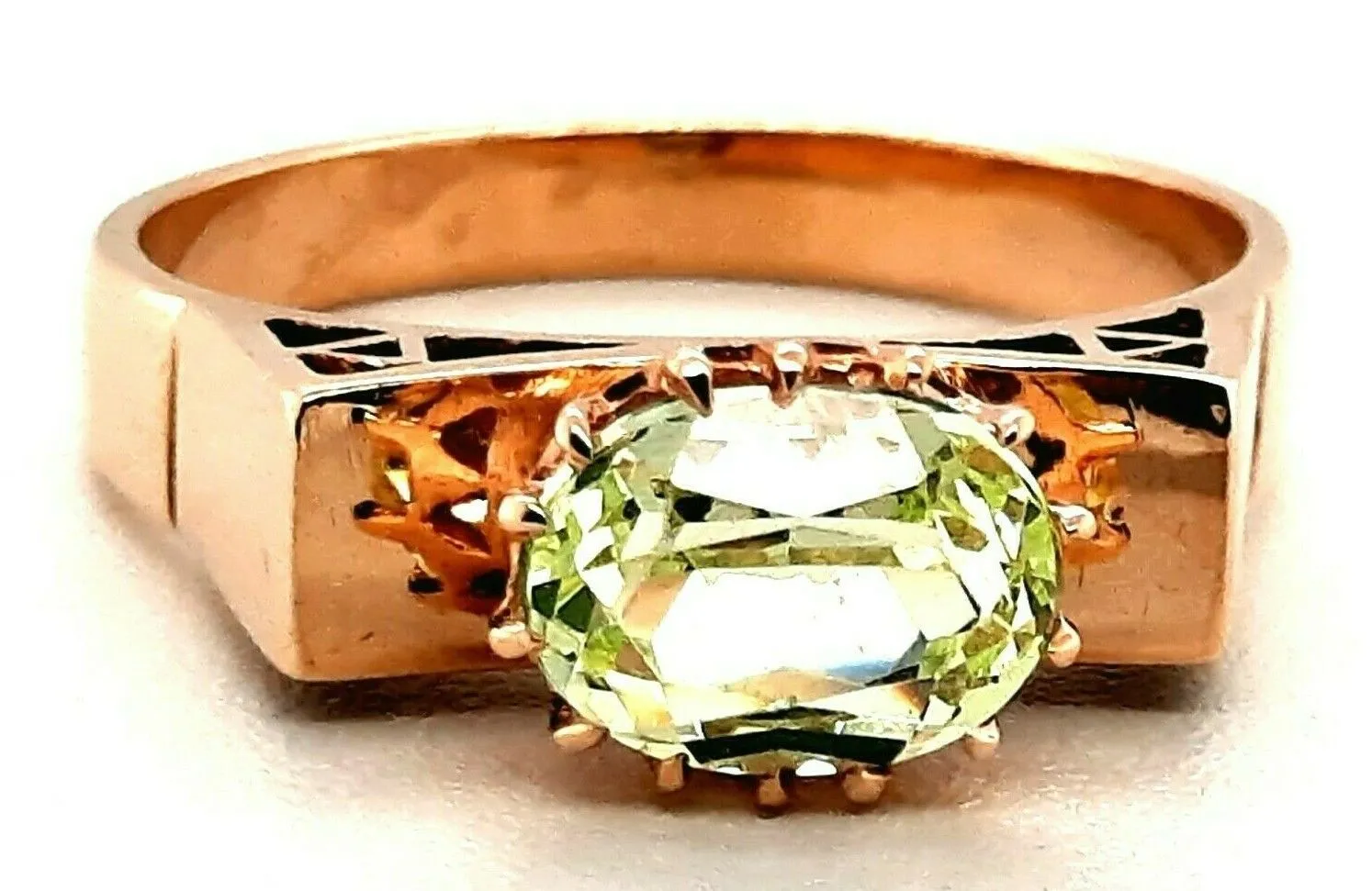 Spinel 9ct Yellow Gold Dress Ring