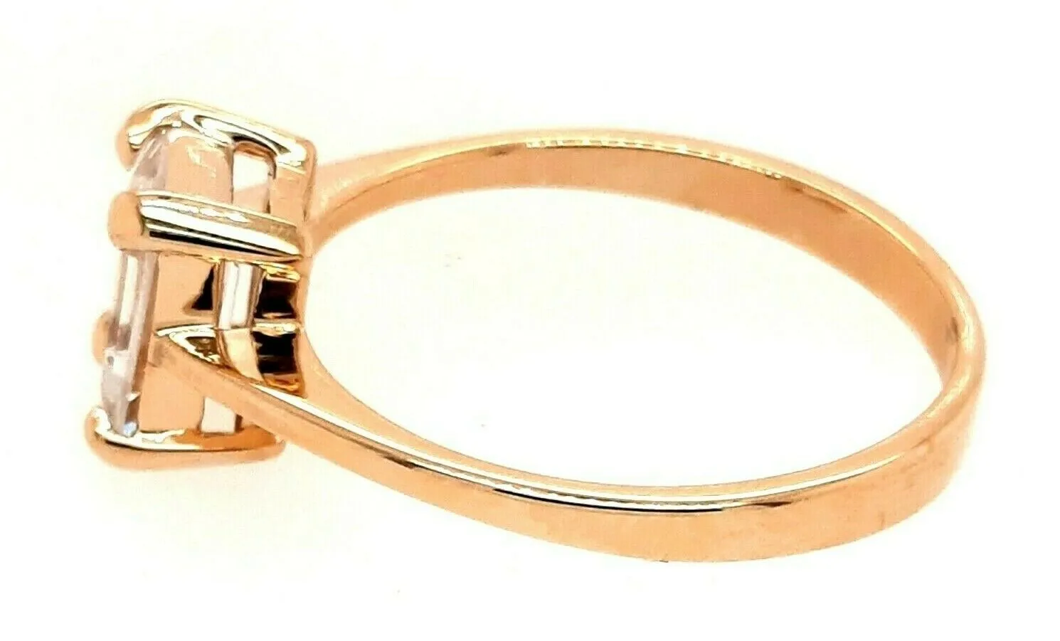 Spinel 9ct Yellow Gold Ring