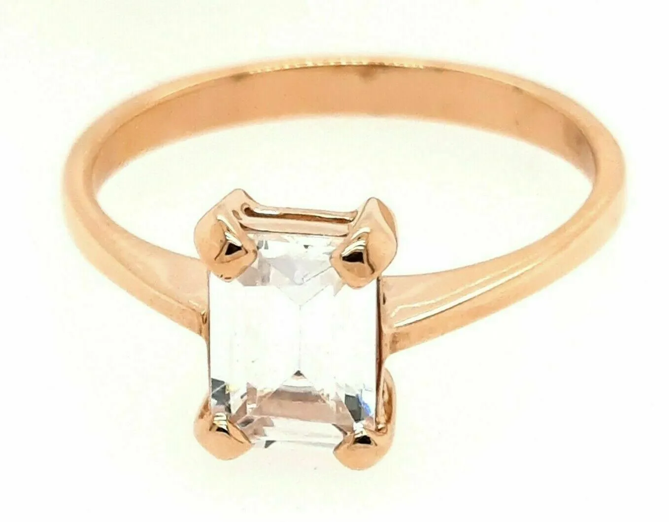 Spinel 9ct Yellow Gold Ring