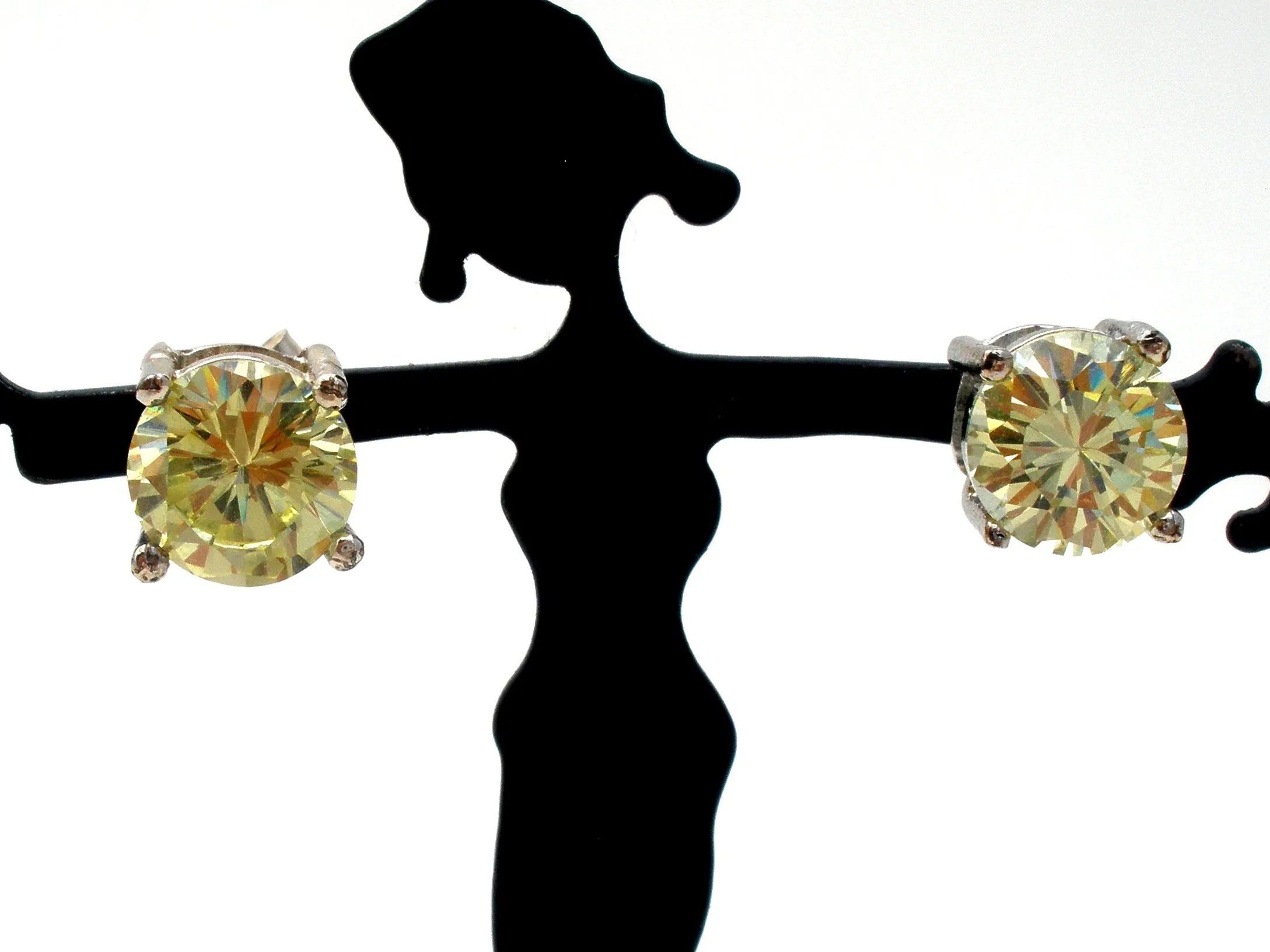 Sterling Silver Green Peridot Stud Earrings