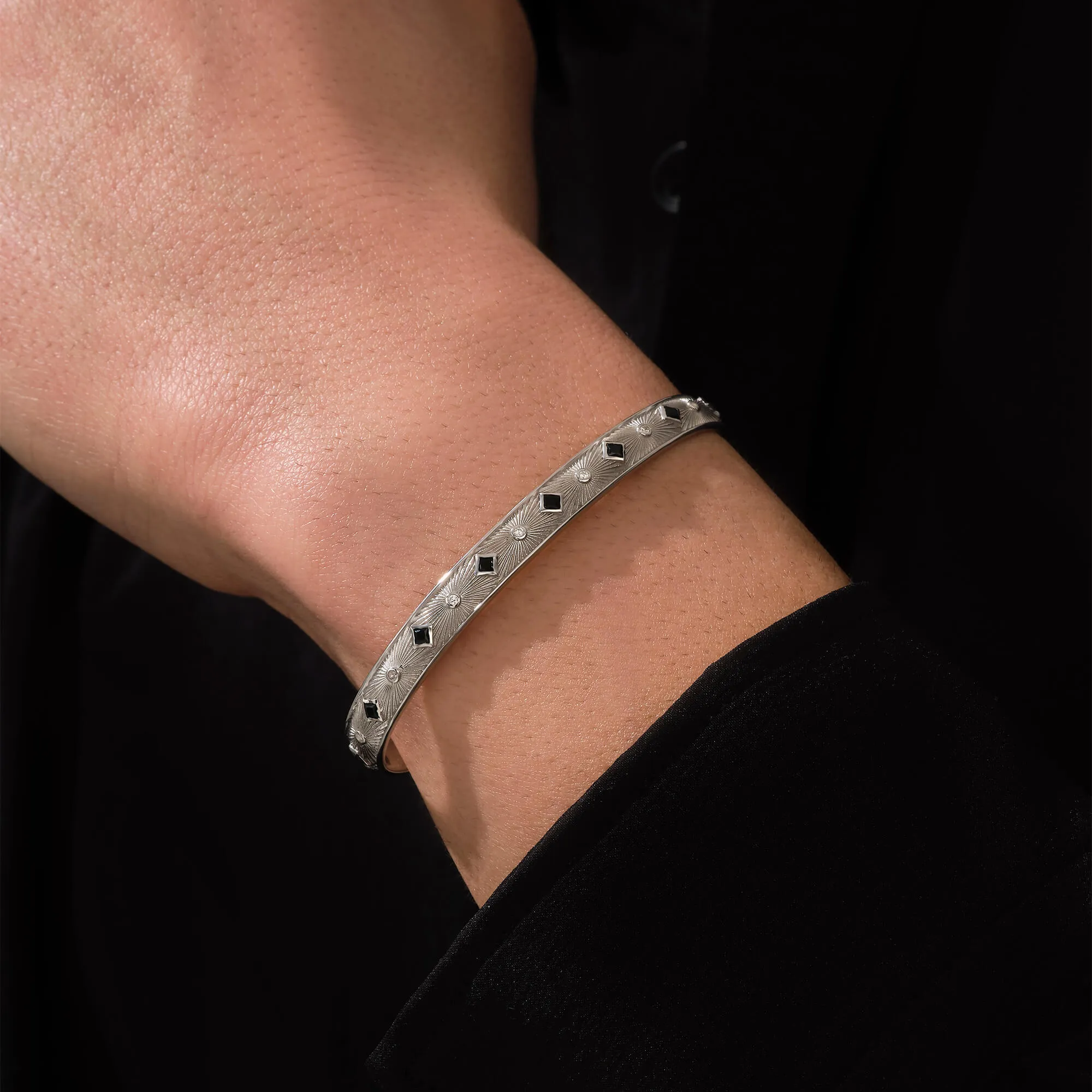 Sunbeam Cuff in Gold