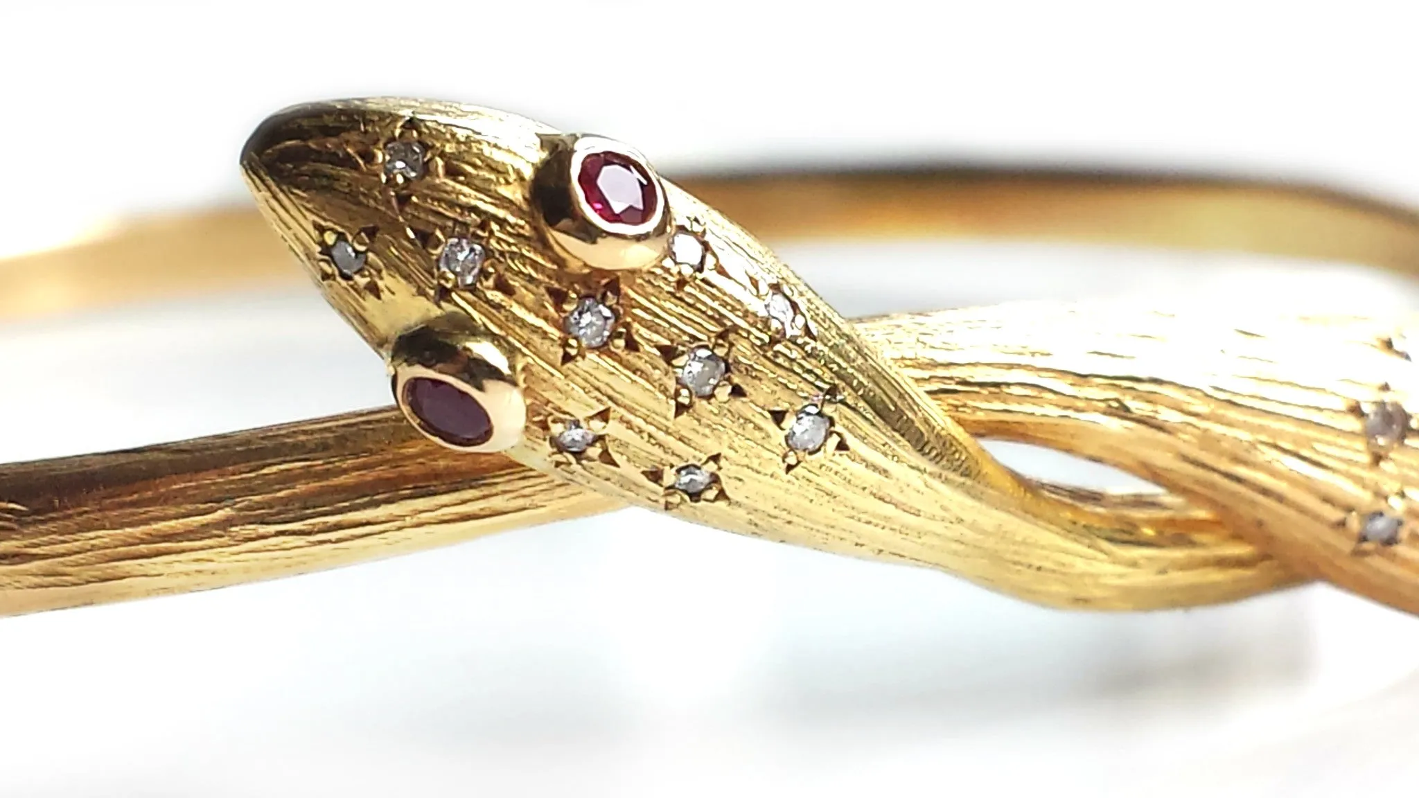 Vintage 1970s 18k Yellow Gold Serpent / Snake Bangle with Rubies & Diamonds