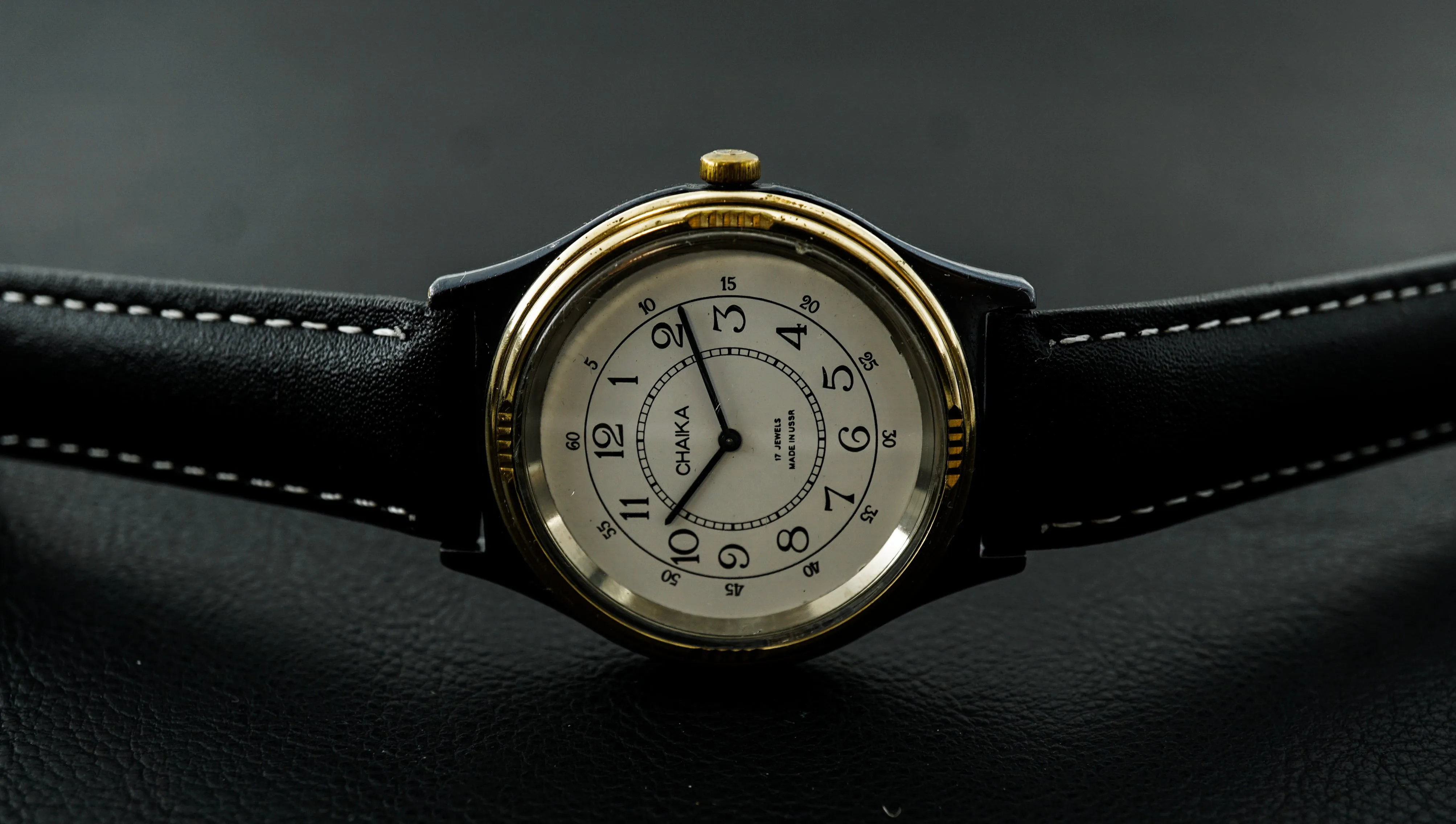 Vintage Chaika 1601A Soviet wristwatch 17 jewels