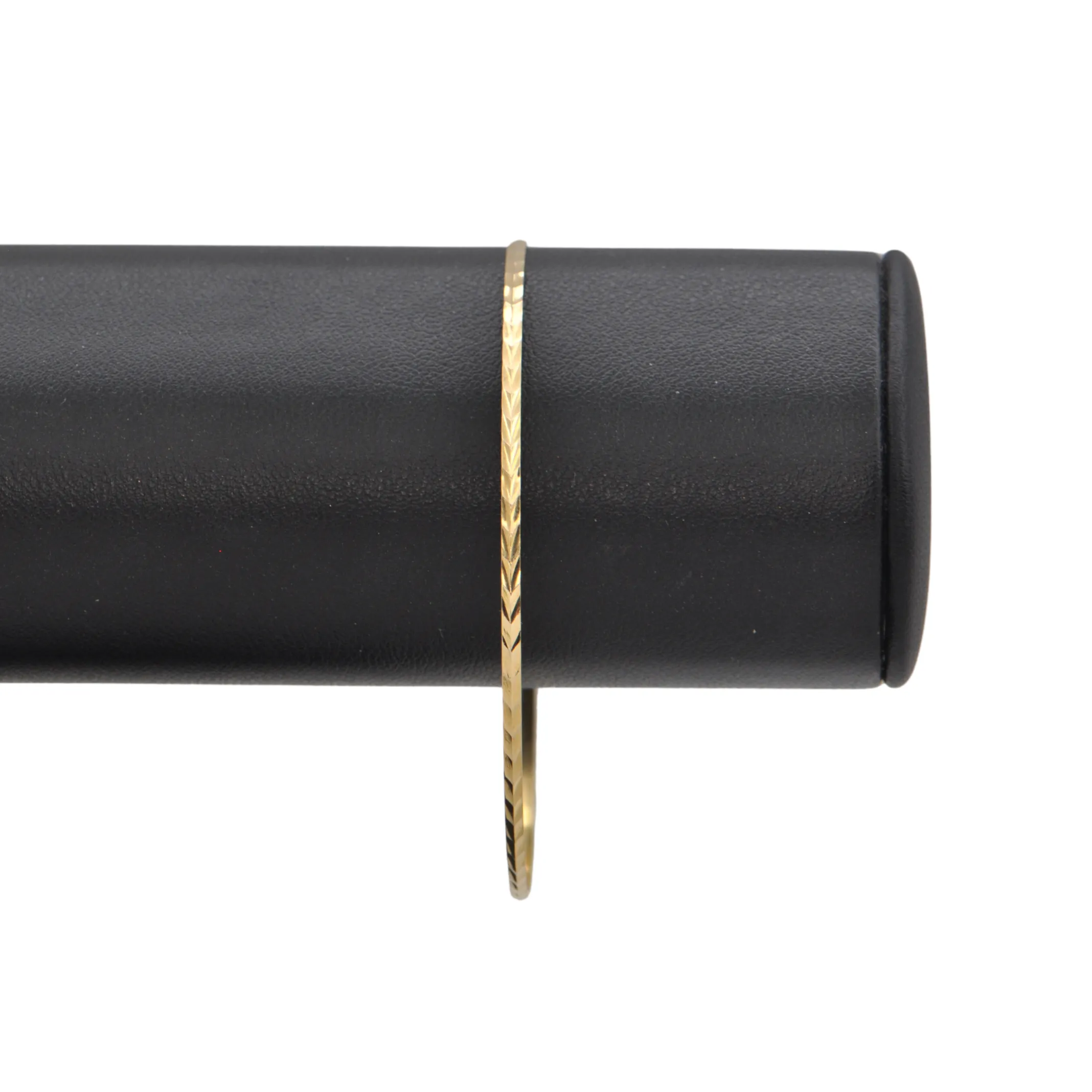 Vintage Italian 'UNO.A.ERRE' Solid 18K Gold Bangle Bracelet