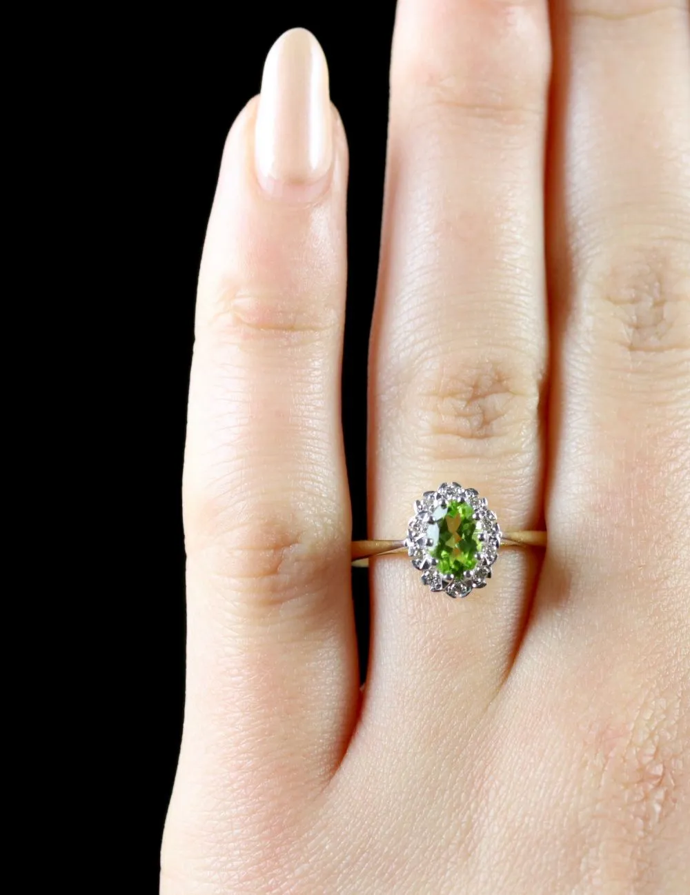 Vintage  Peridot Diamond 18Ct Ring Cluster Ring