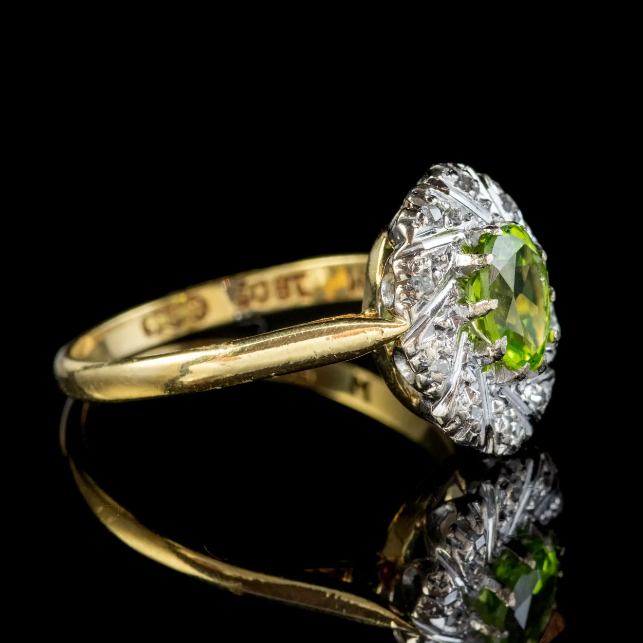 Vintage Peridot Diamond Cluster Ring 18Ct Gold 1.25Ct Peridot