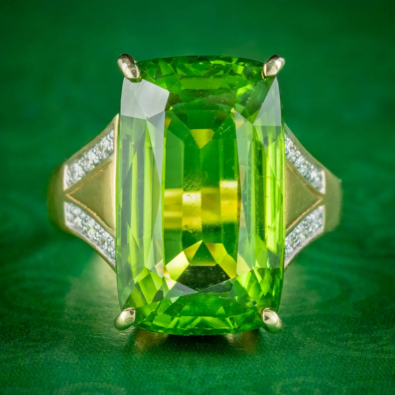 Vintage Peridot Diamond Cocktail Ring 16.5ct Peridot
