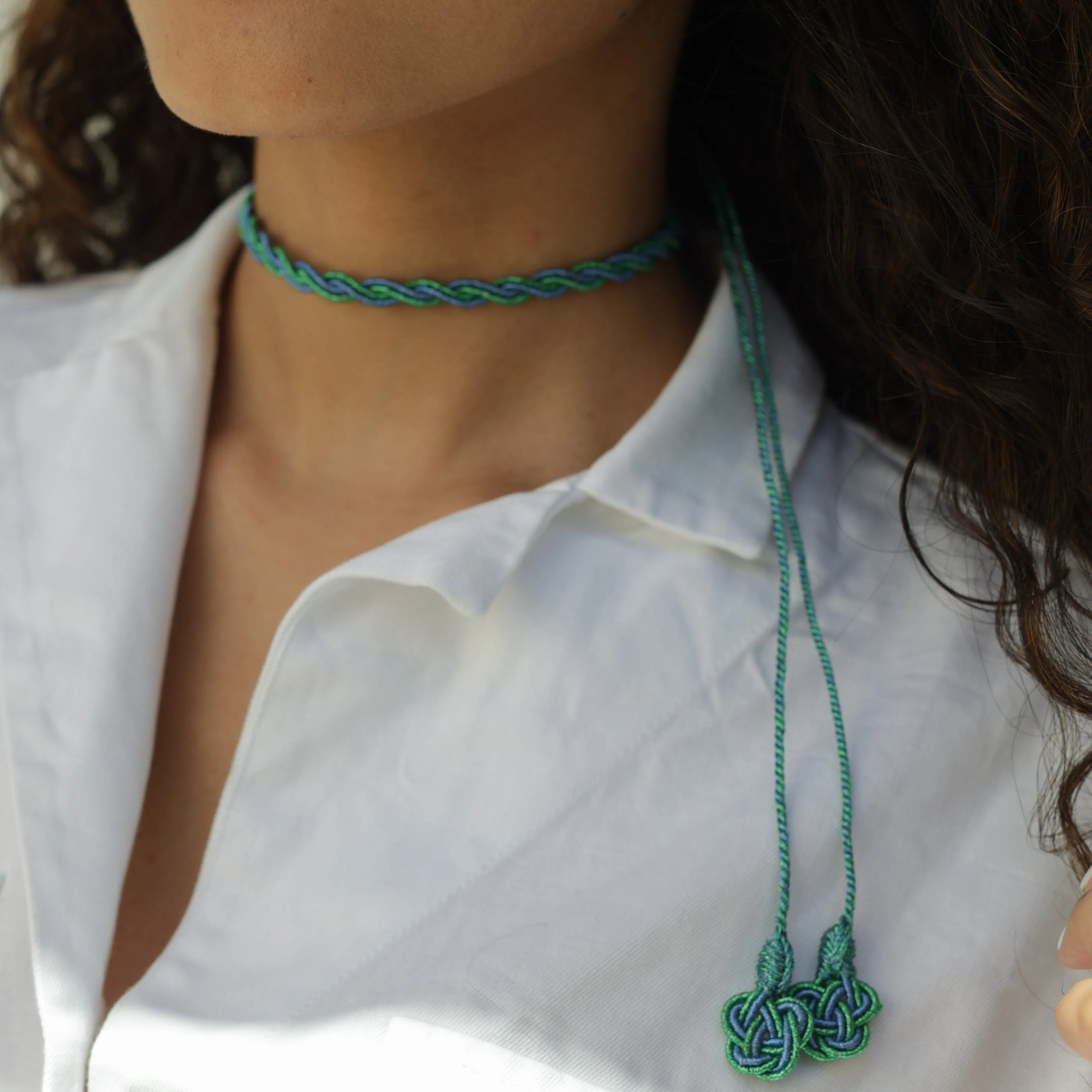 Waves Choker
