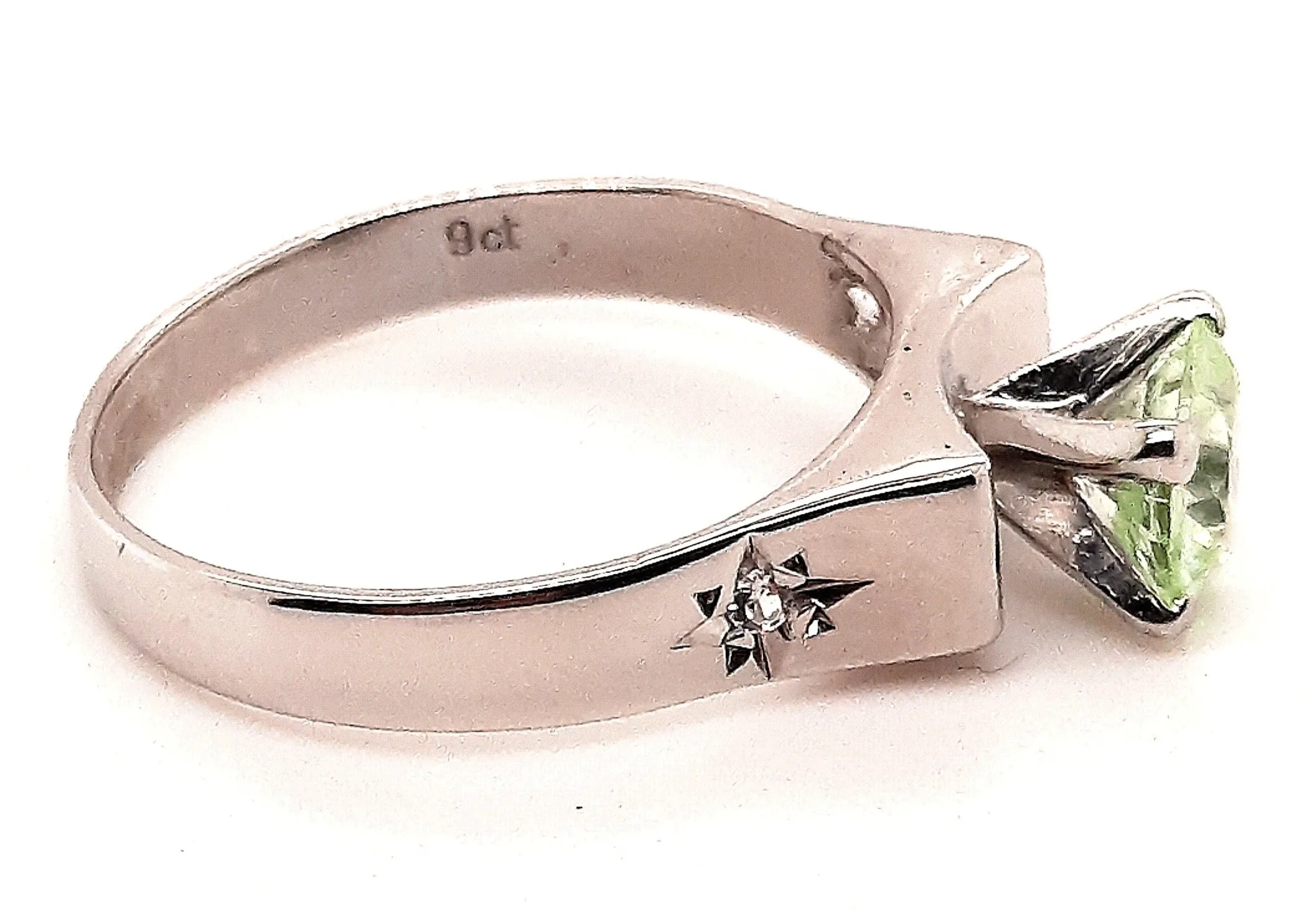 White Gold & Spinel Ring