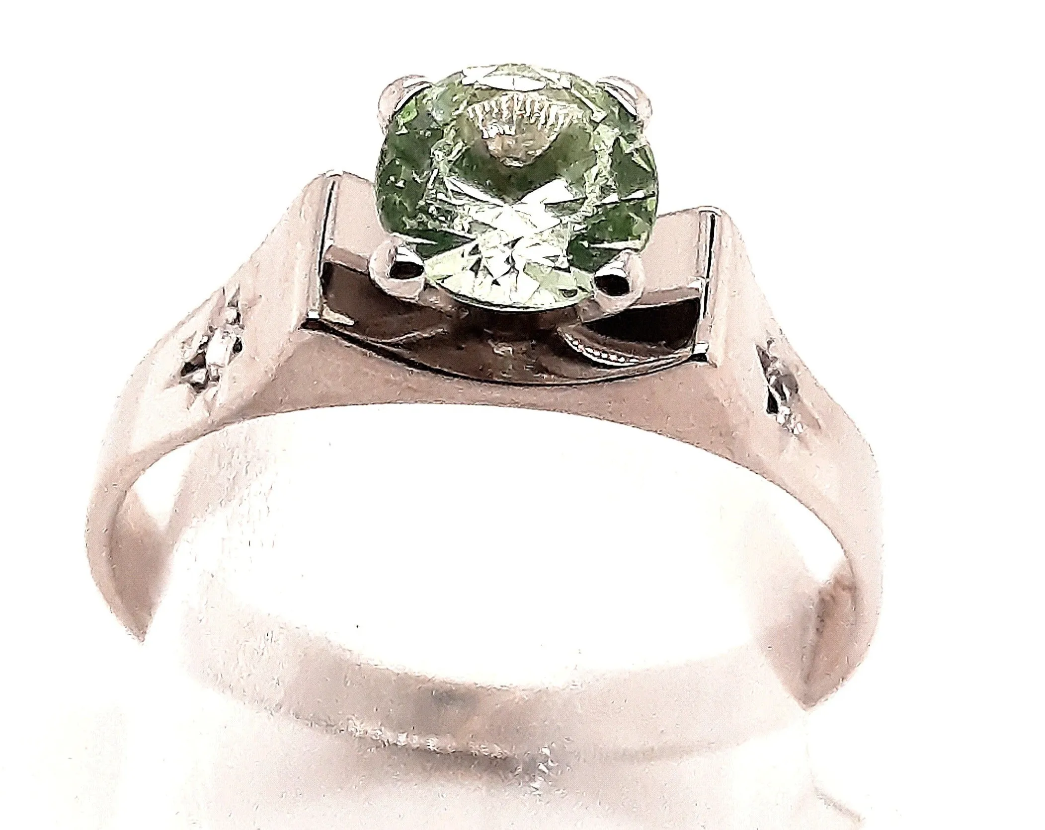 White Gold & Spinel Ring