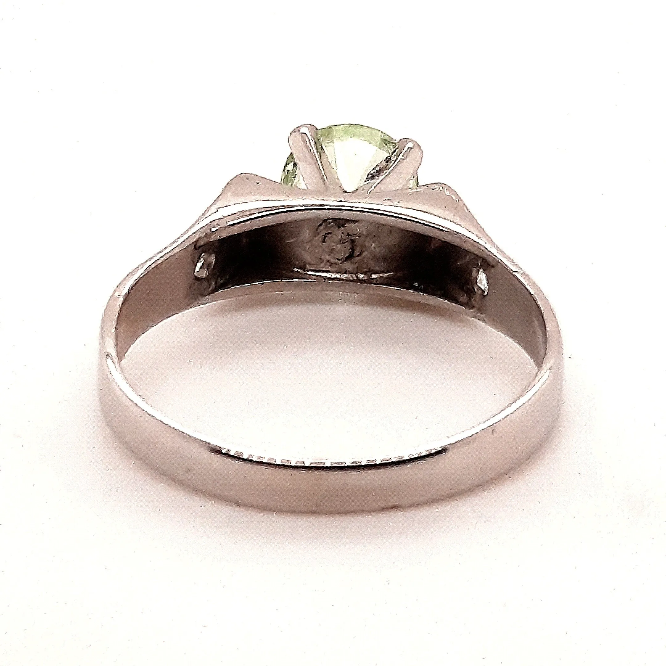 White Gold & Spinel Ring