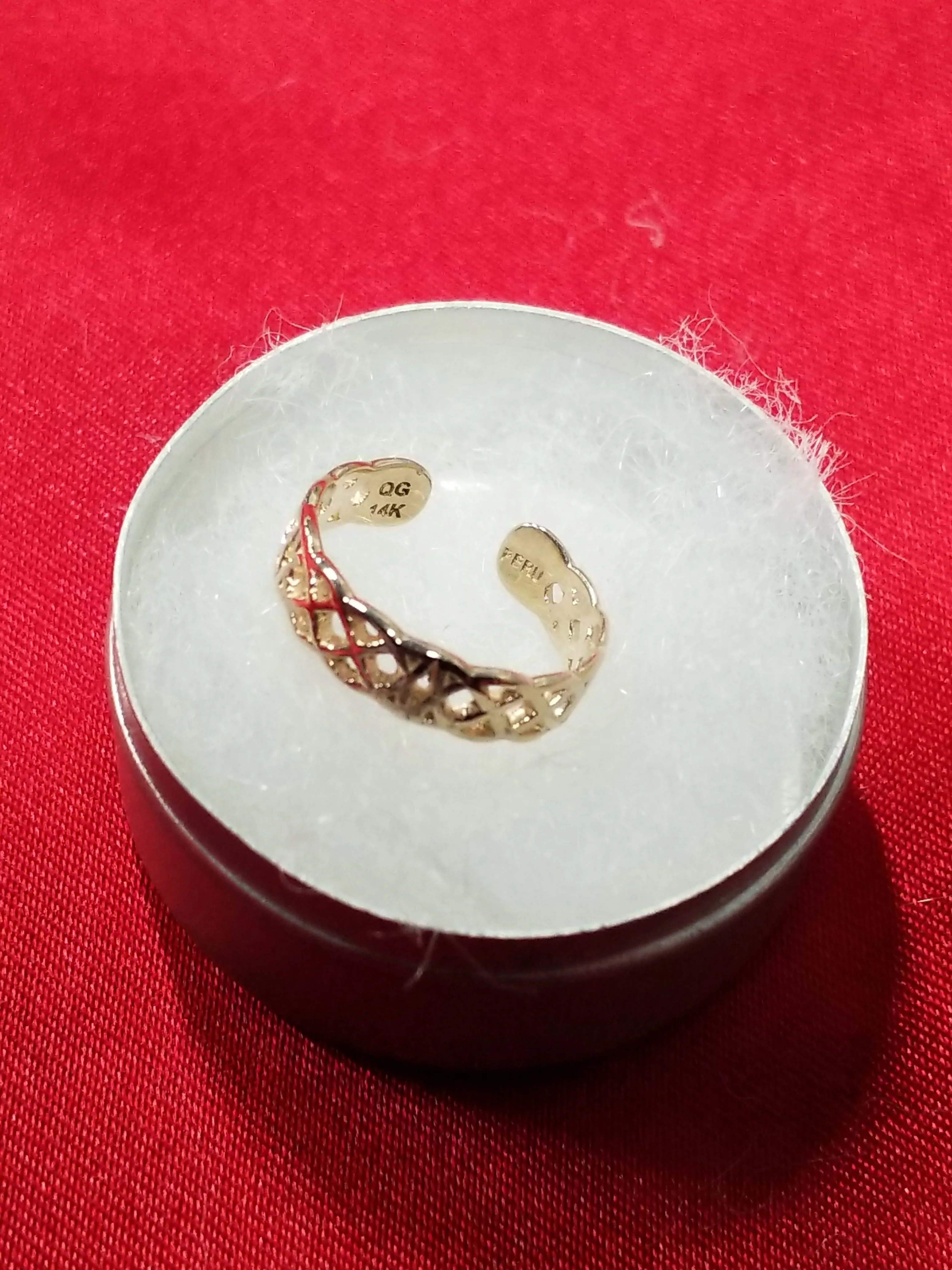 Yellow Gold Toe Ring R549